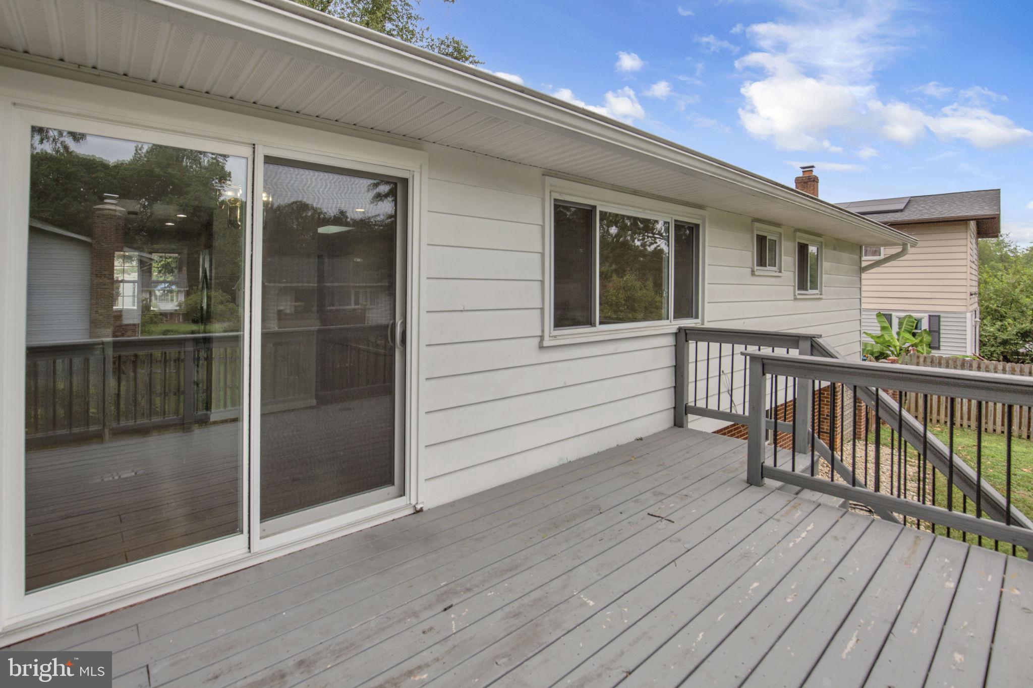 WHITFIELD GARDENS - Residential