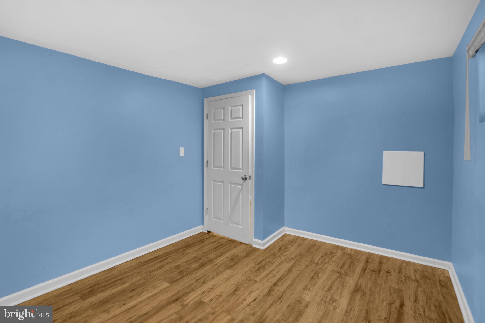 WHITFIELD GARDENS - Residential