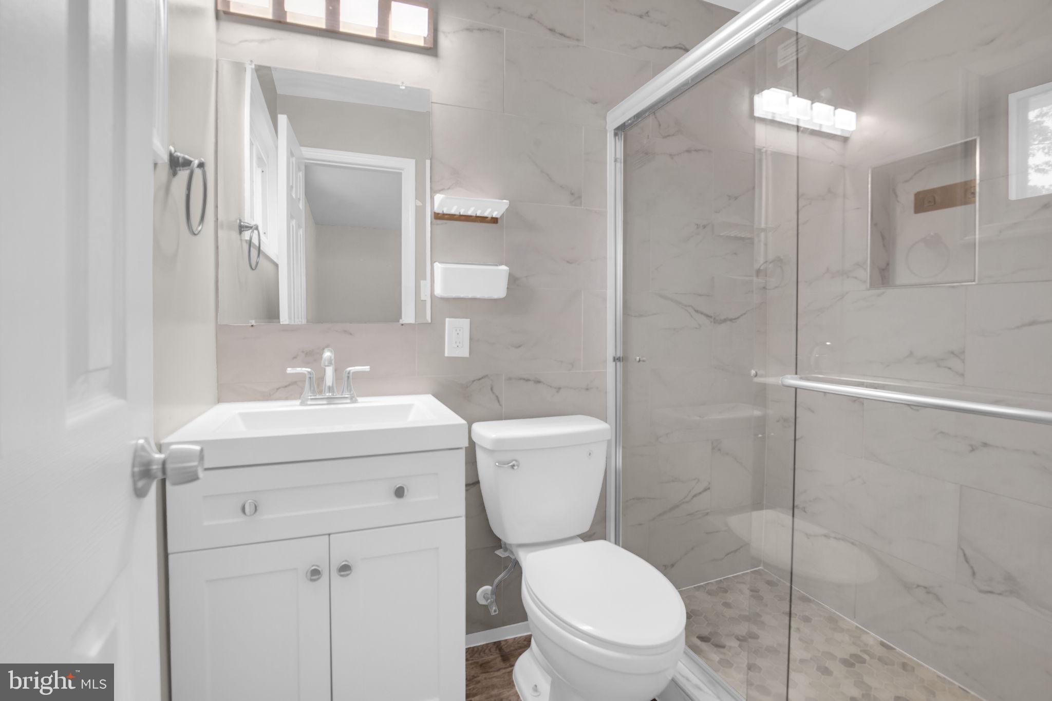 WHITFIELD GARDENS - Residential