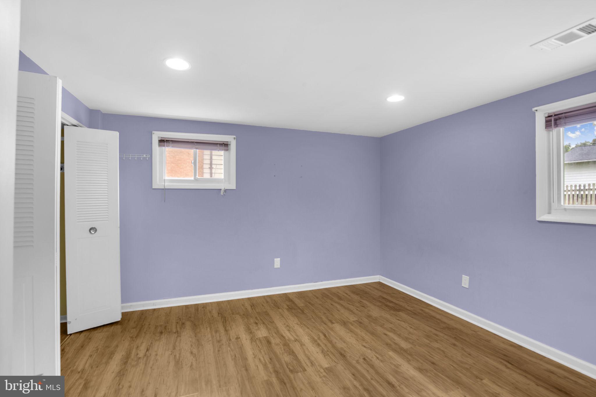 WHITFIELD GARDENS - Residential