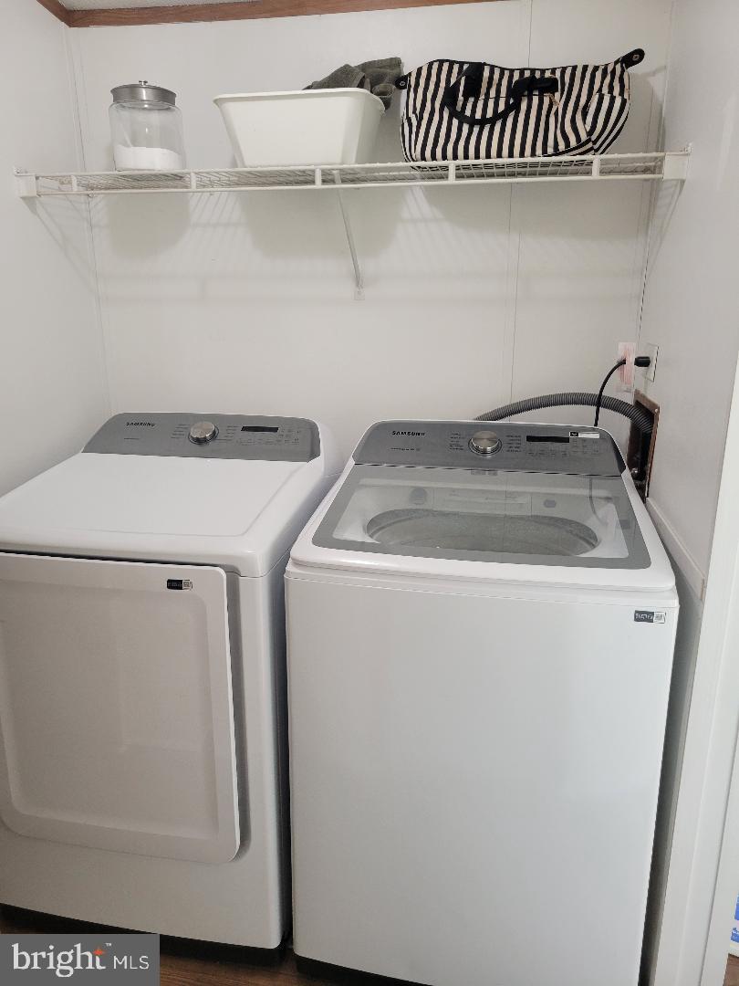 ROYAL CREST ESTATES - Residential