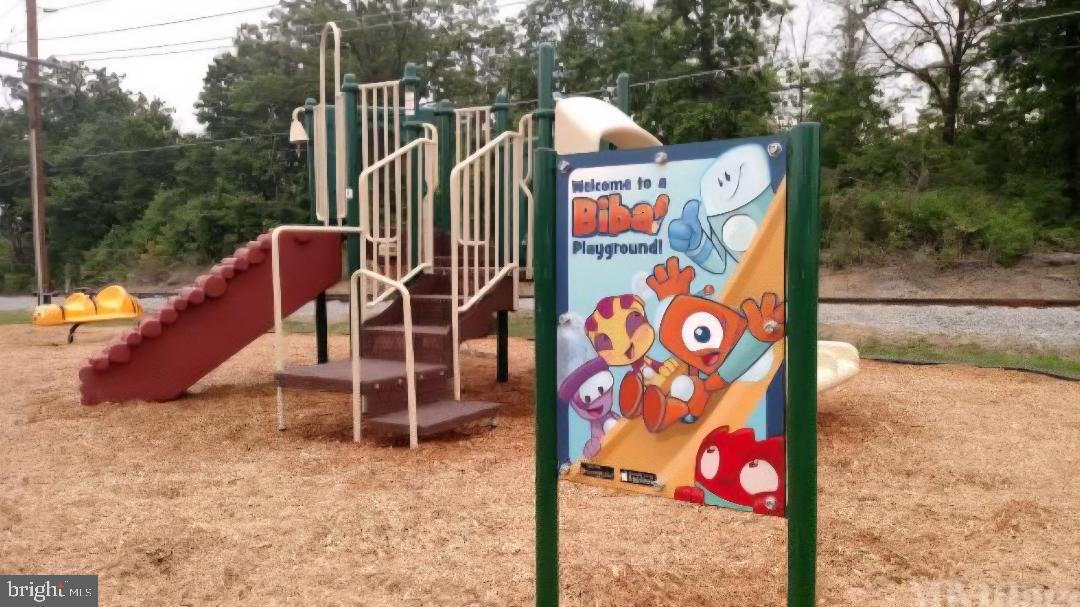 ROYAL CREST ESTATES - Residential