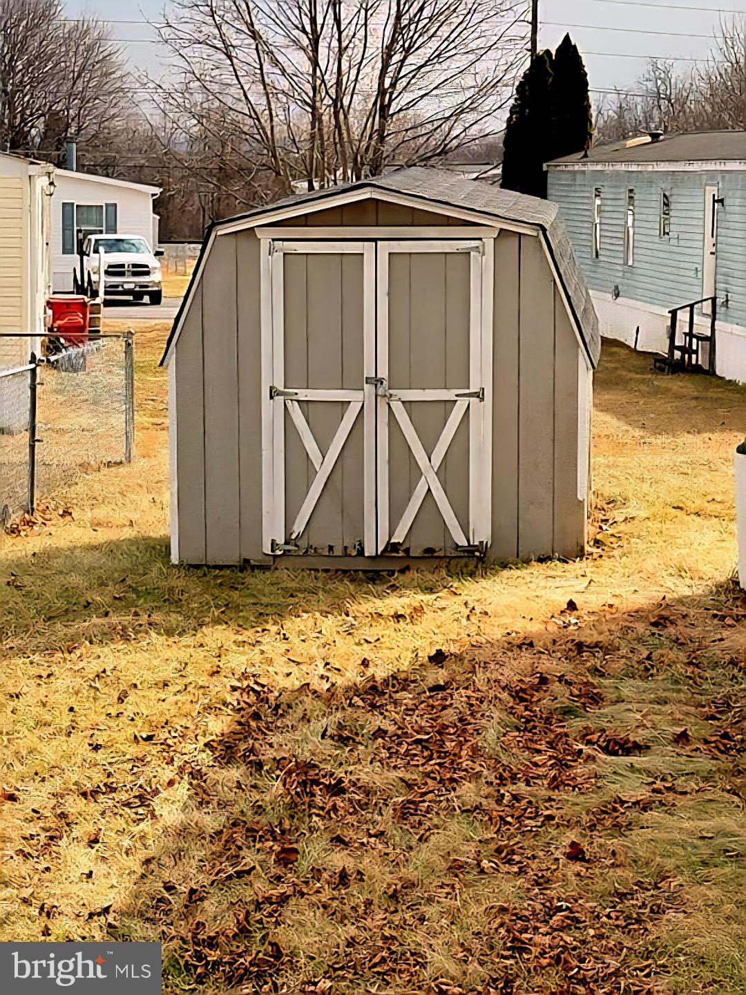 ROYAL CREST ESTATES - Residential