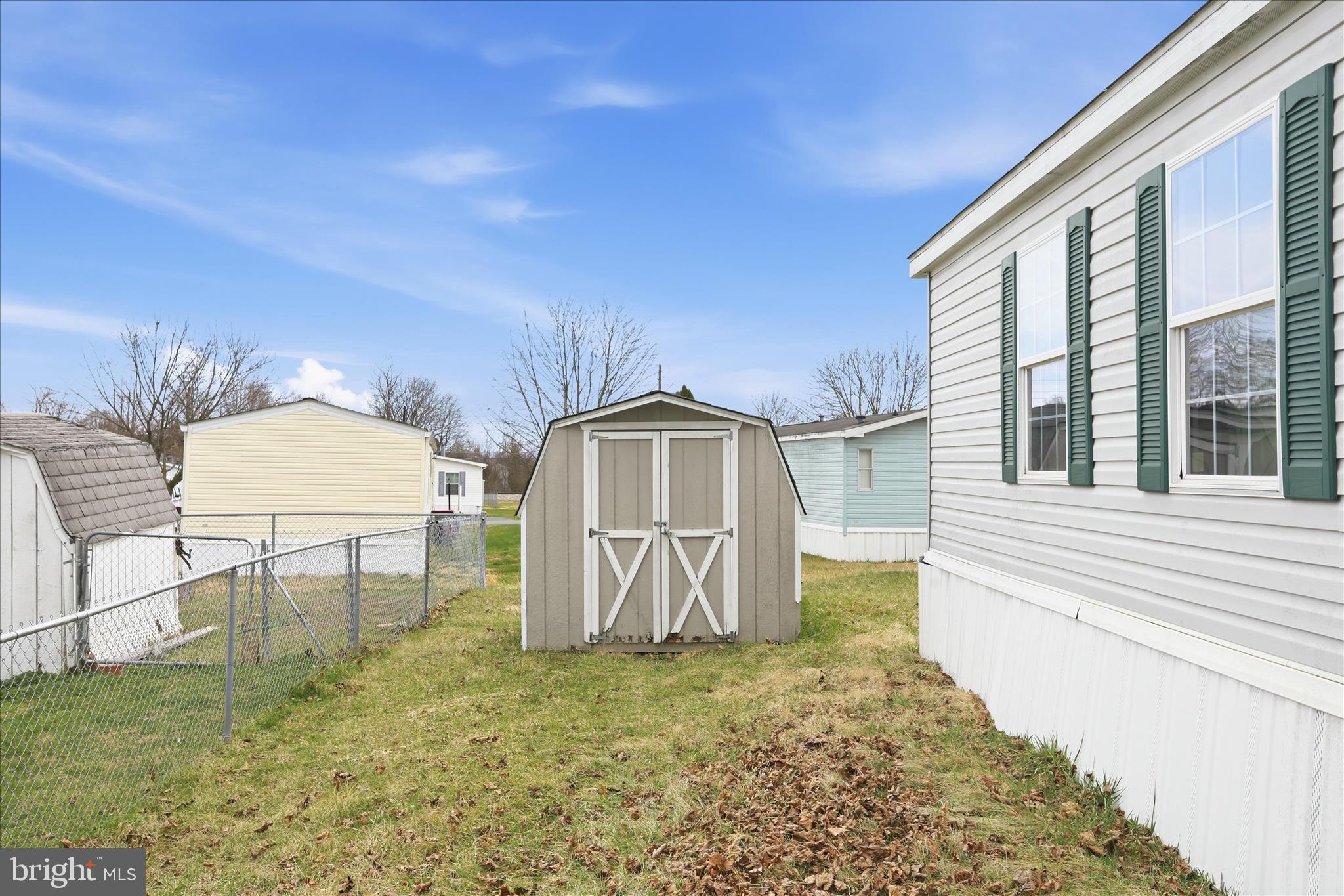 ROYAL CREST ESTATES - Residential