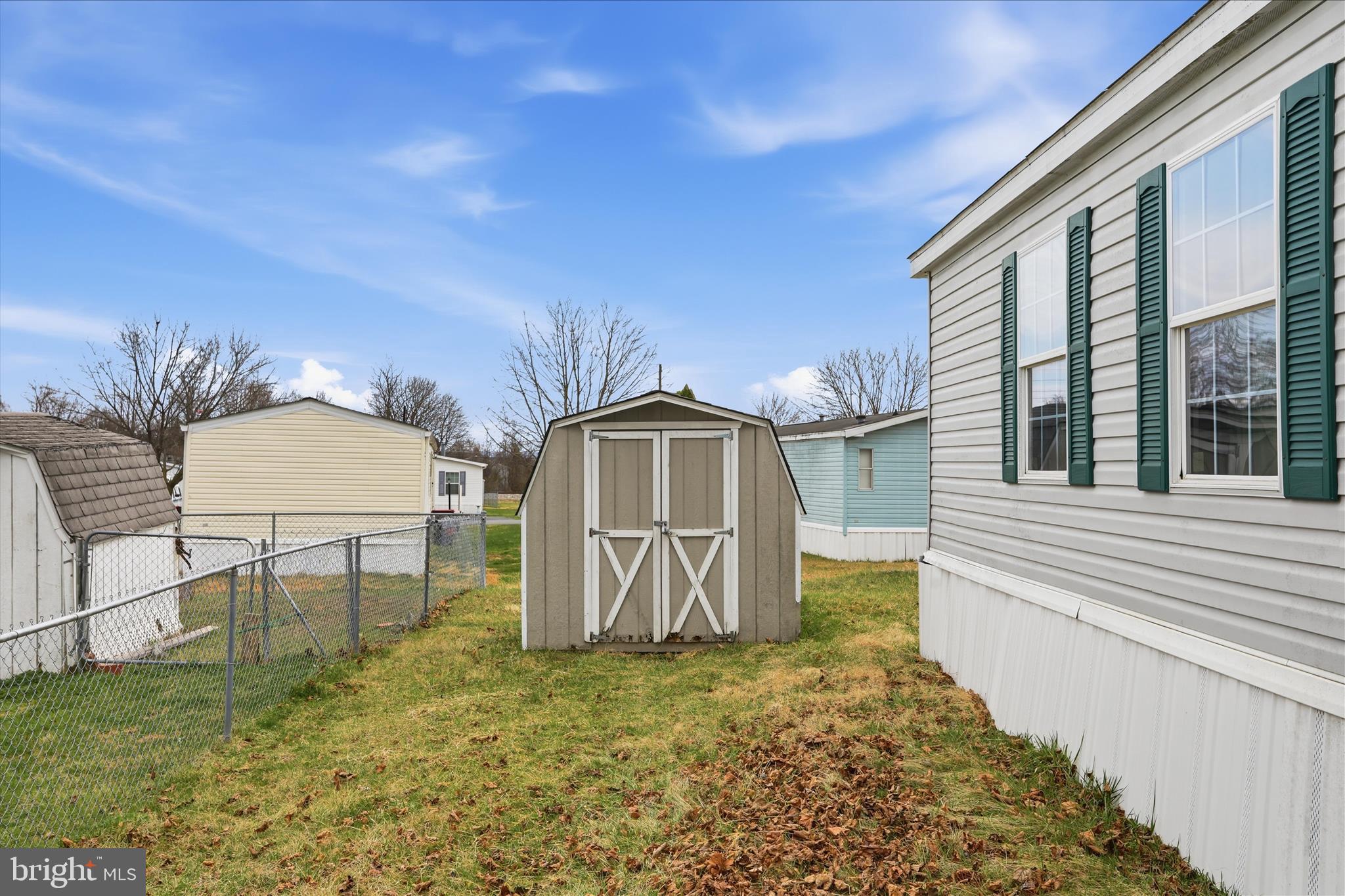 ROYAL CREST ESTATES - Residential