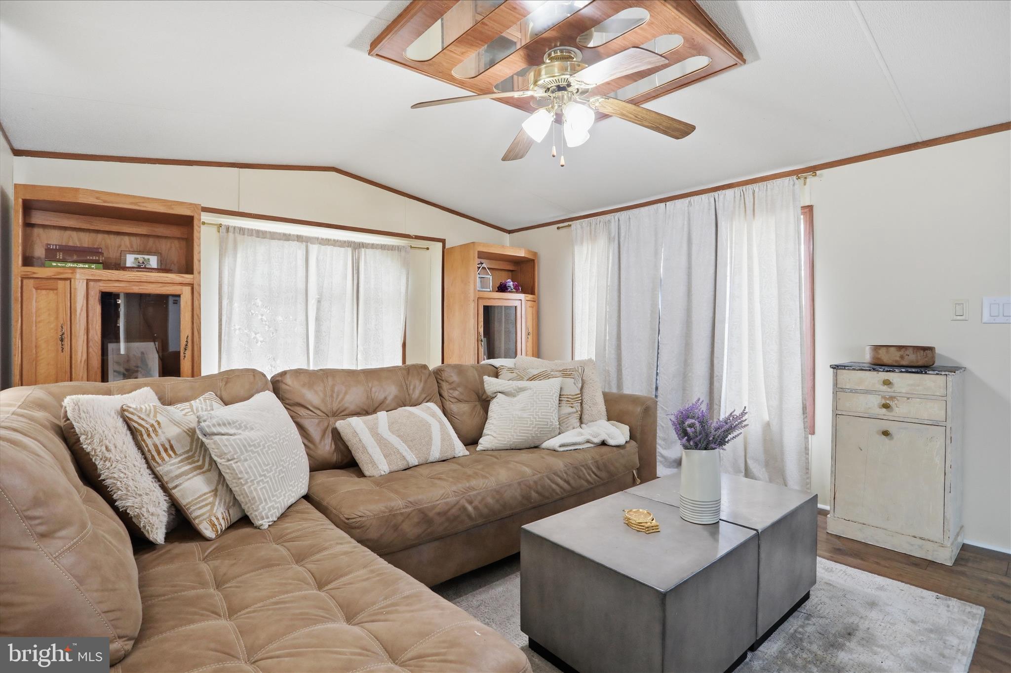 ROYAL CREST ESTATES - Residential