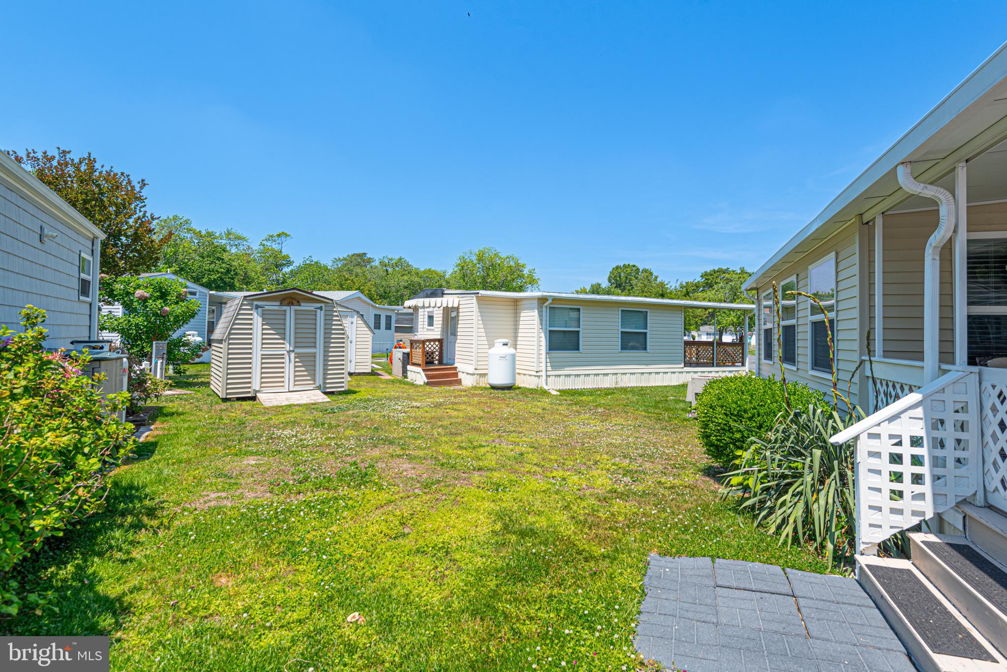 WHITE HORSE PARK II - Residential