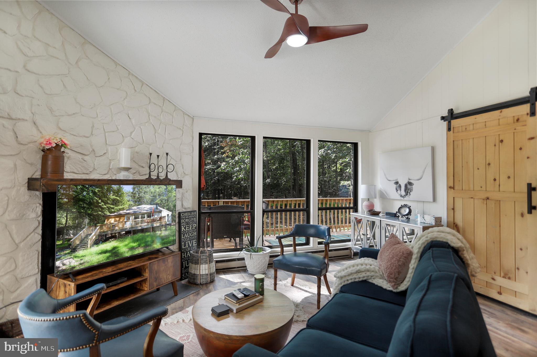 THE WOODS - Residential