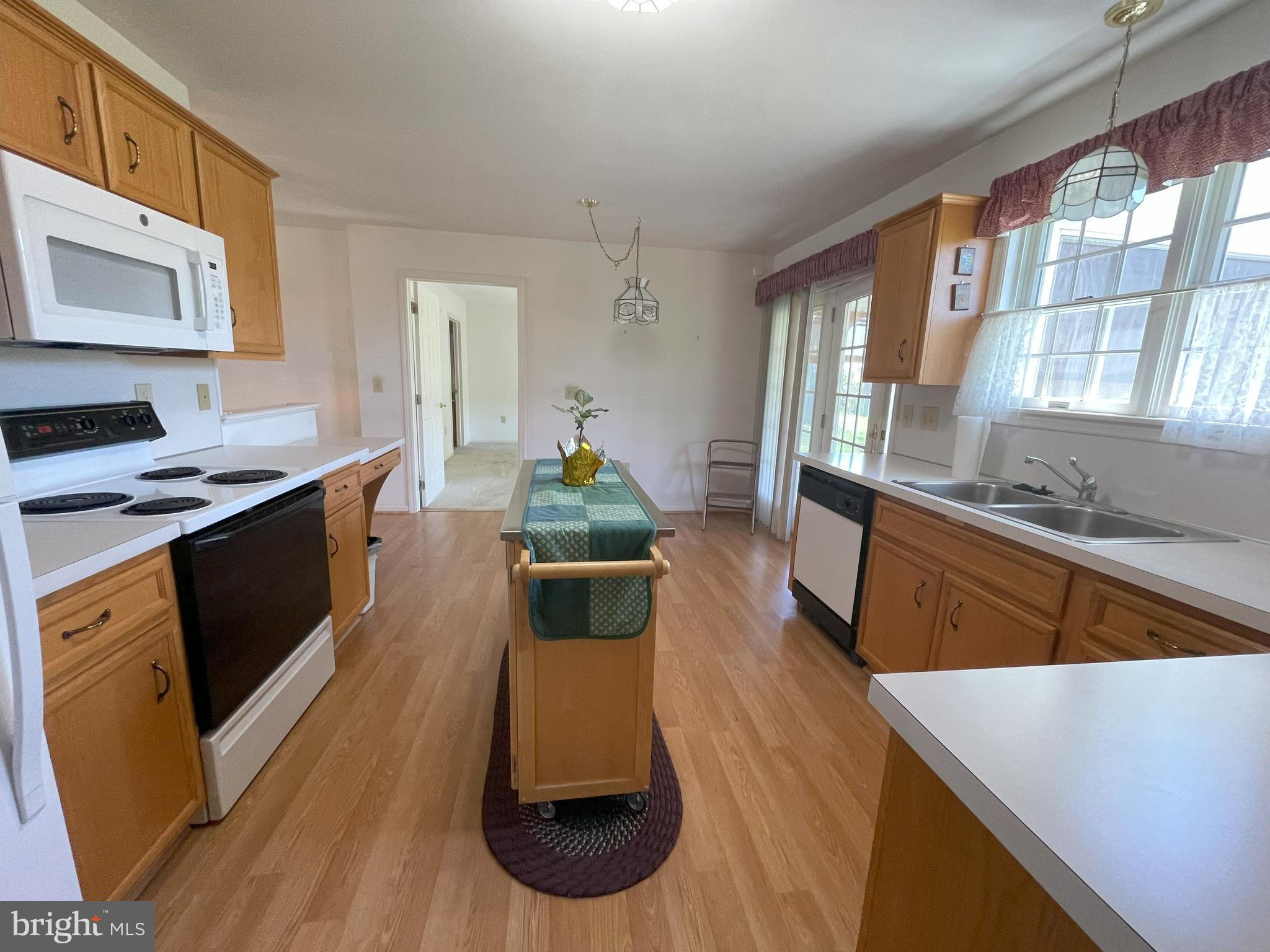 NEWMANSTOWN - Residential