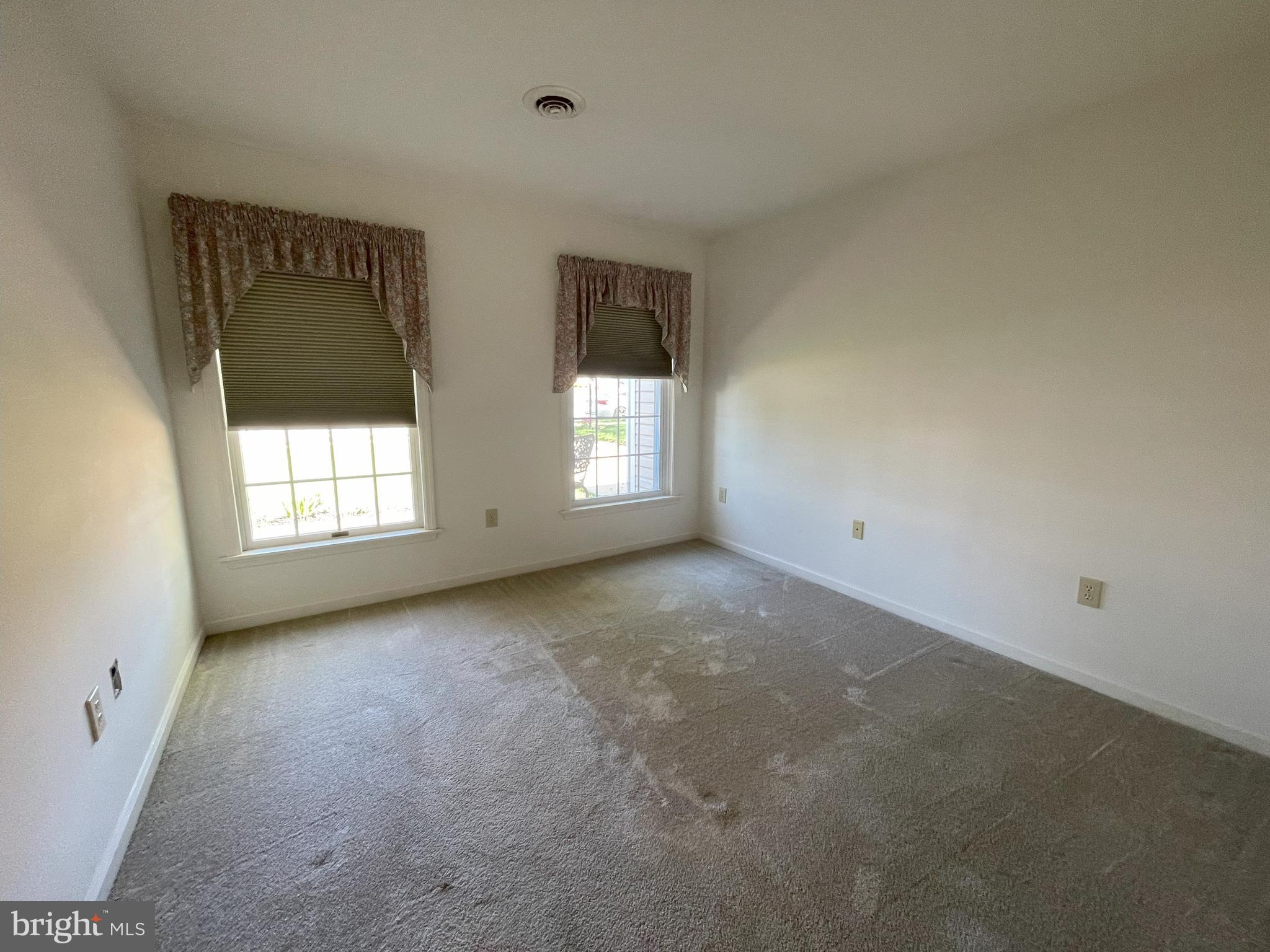 NEWMANSTOWN - Residential