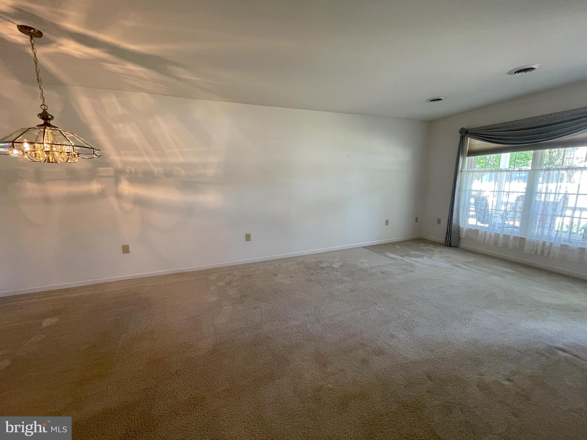 NEWMANSTOWN - Residential