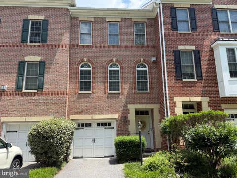 Townhouse For Rent - 239 Anvil Way<br/> BALTIMORE, MD 21212