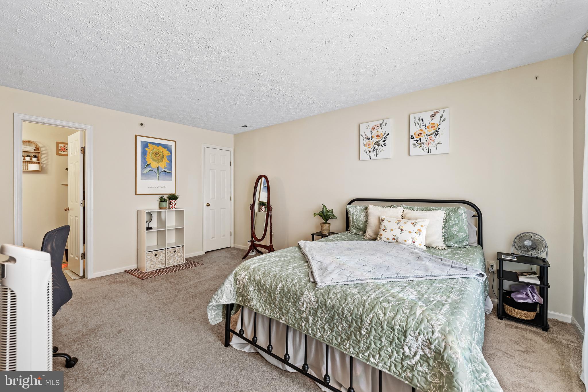 BEDFORD COMMONS - Residential