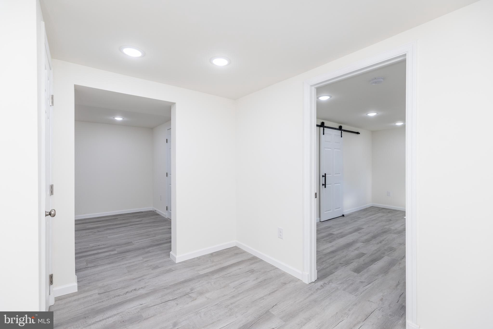 REDDING ESTATES - Residential