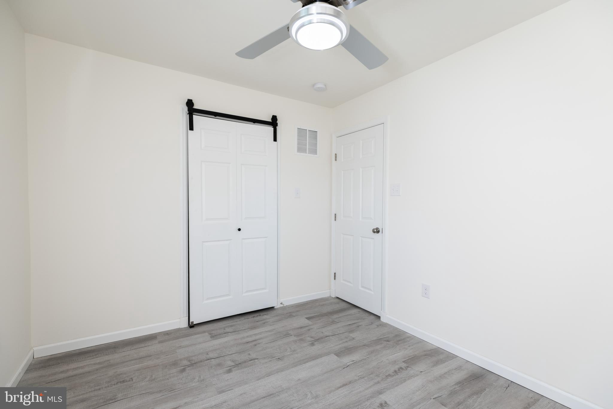 REDDING ESTATES - Residential