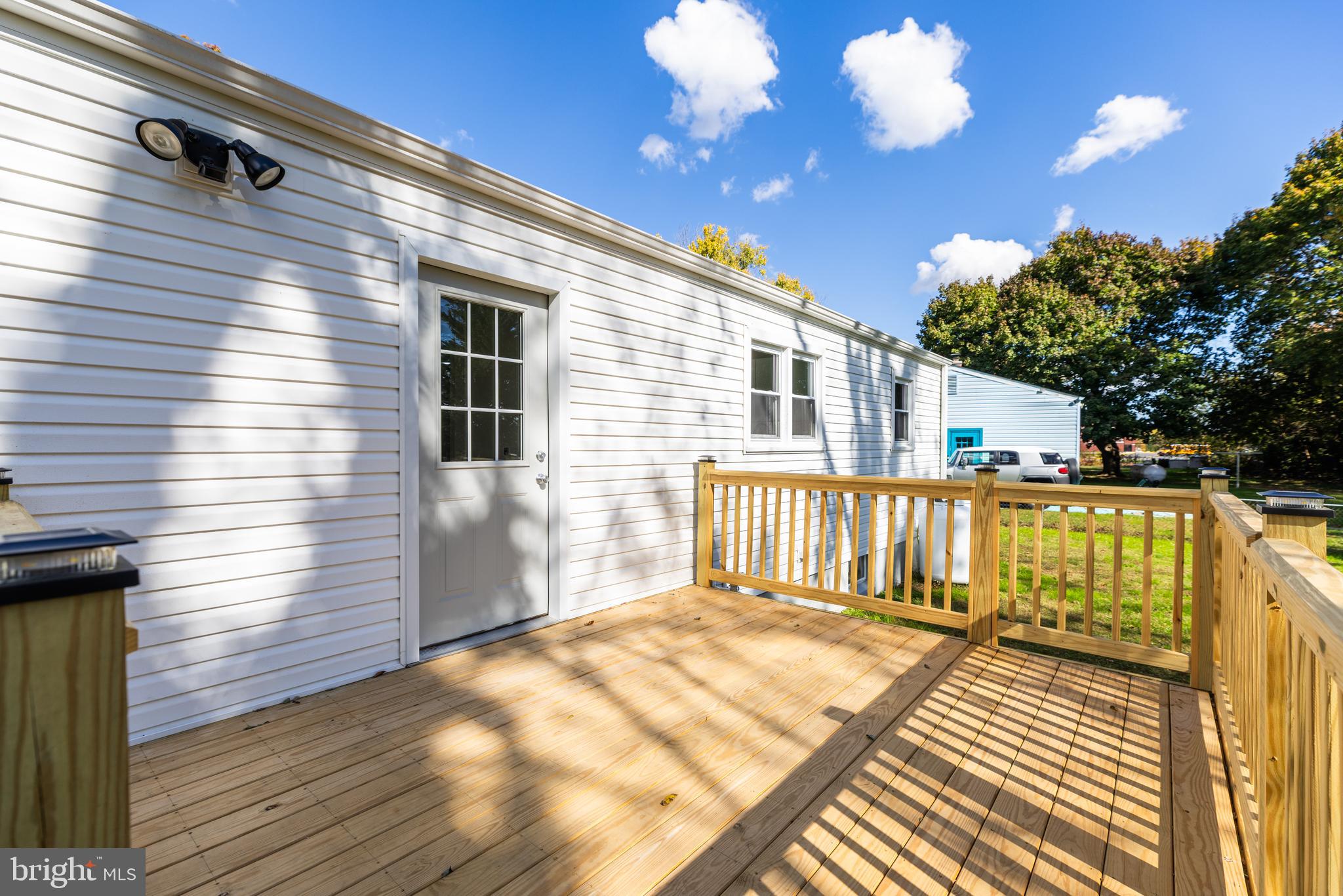 REDDING ESTATES - Residential