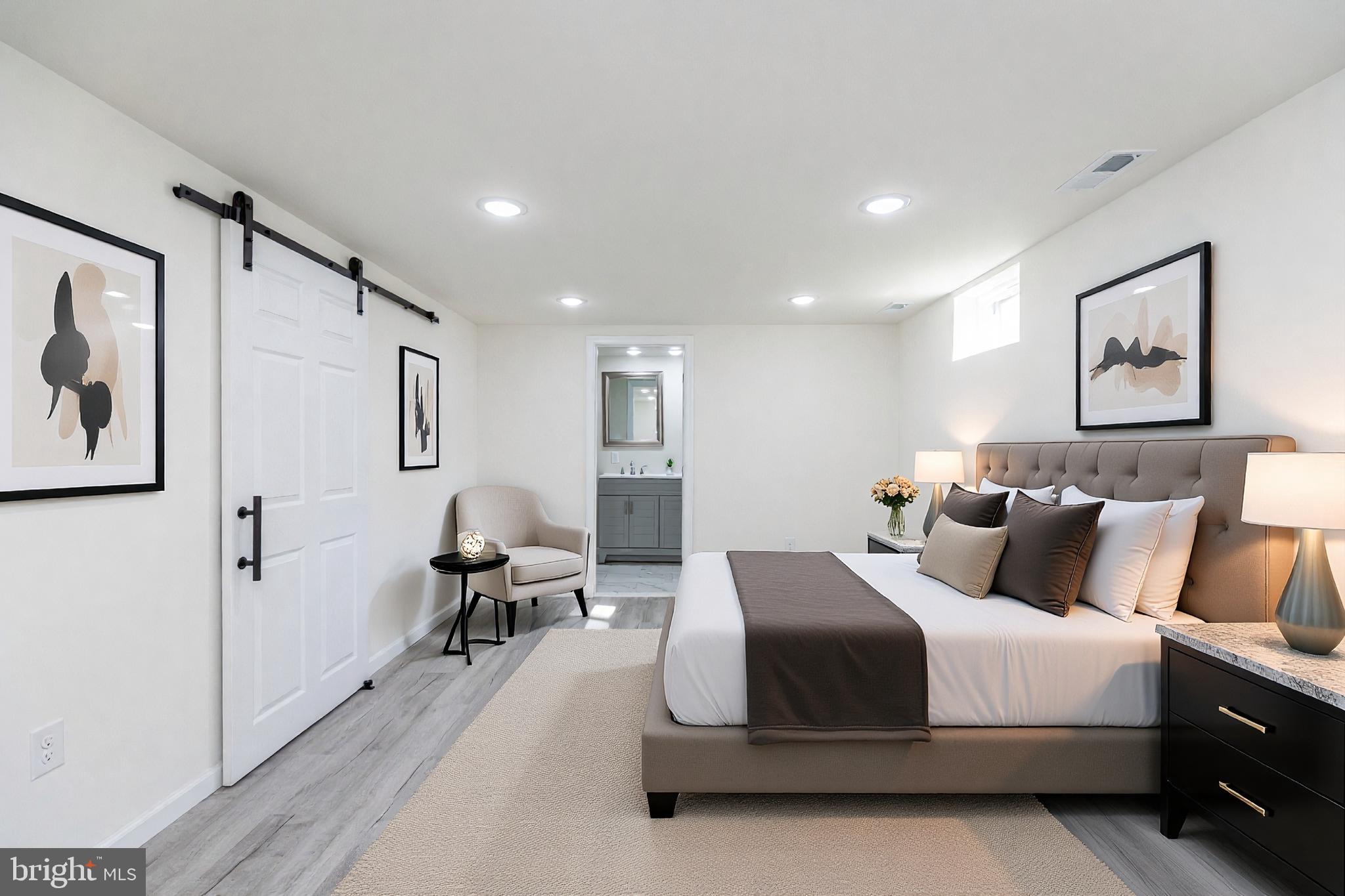 REDDING ESTATES - Residential