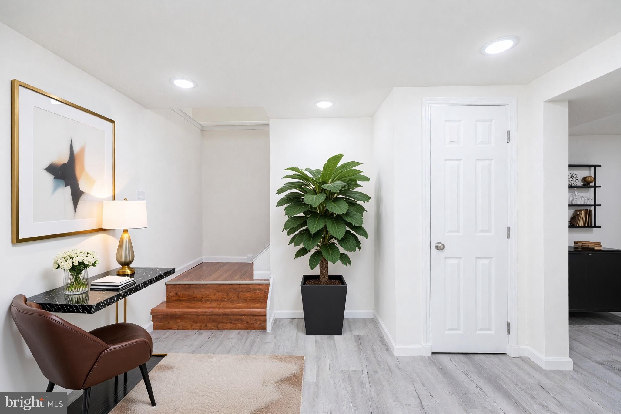 REDDING ESTATES - Residential