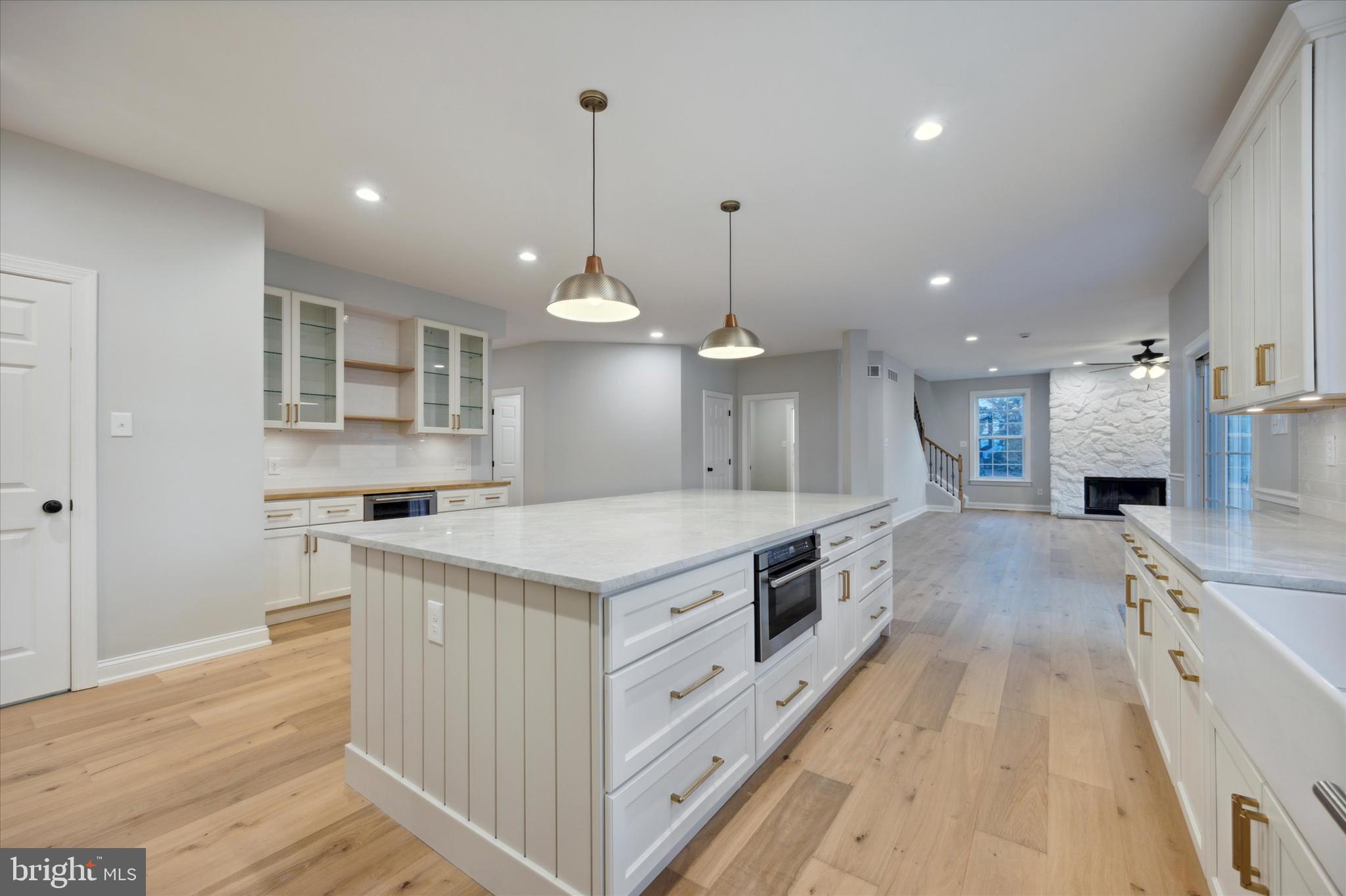 WAINWRIGHT AT WHIT - Residential