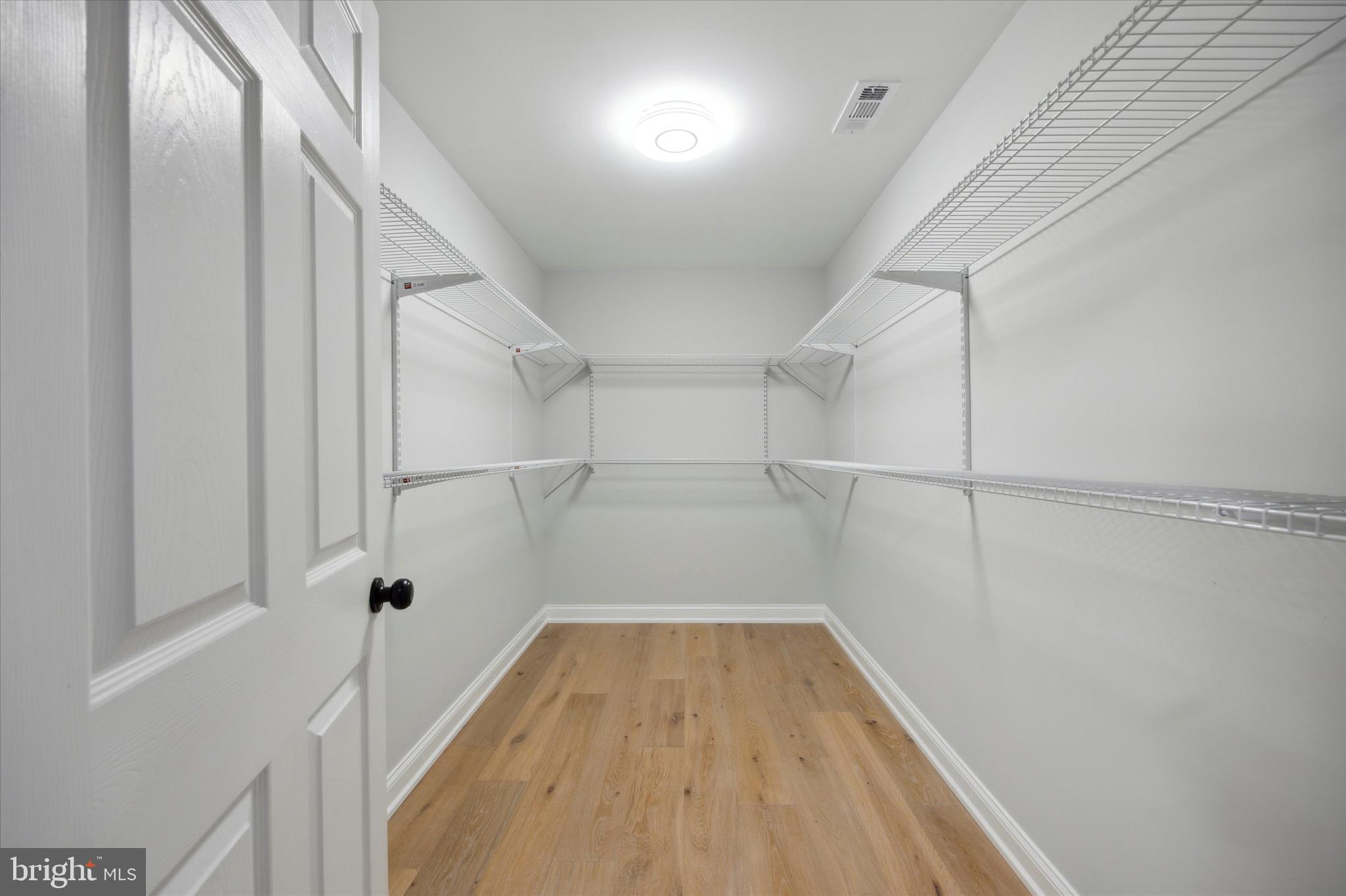 WAINWRIGHT AT WHIT - Residential