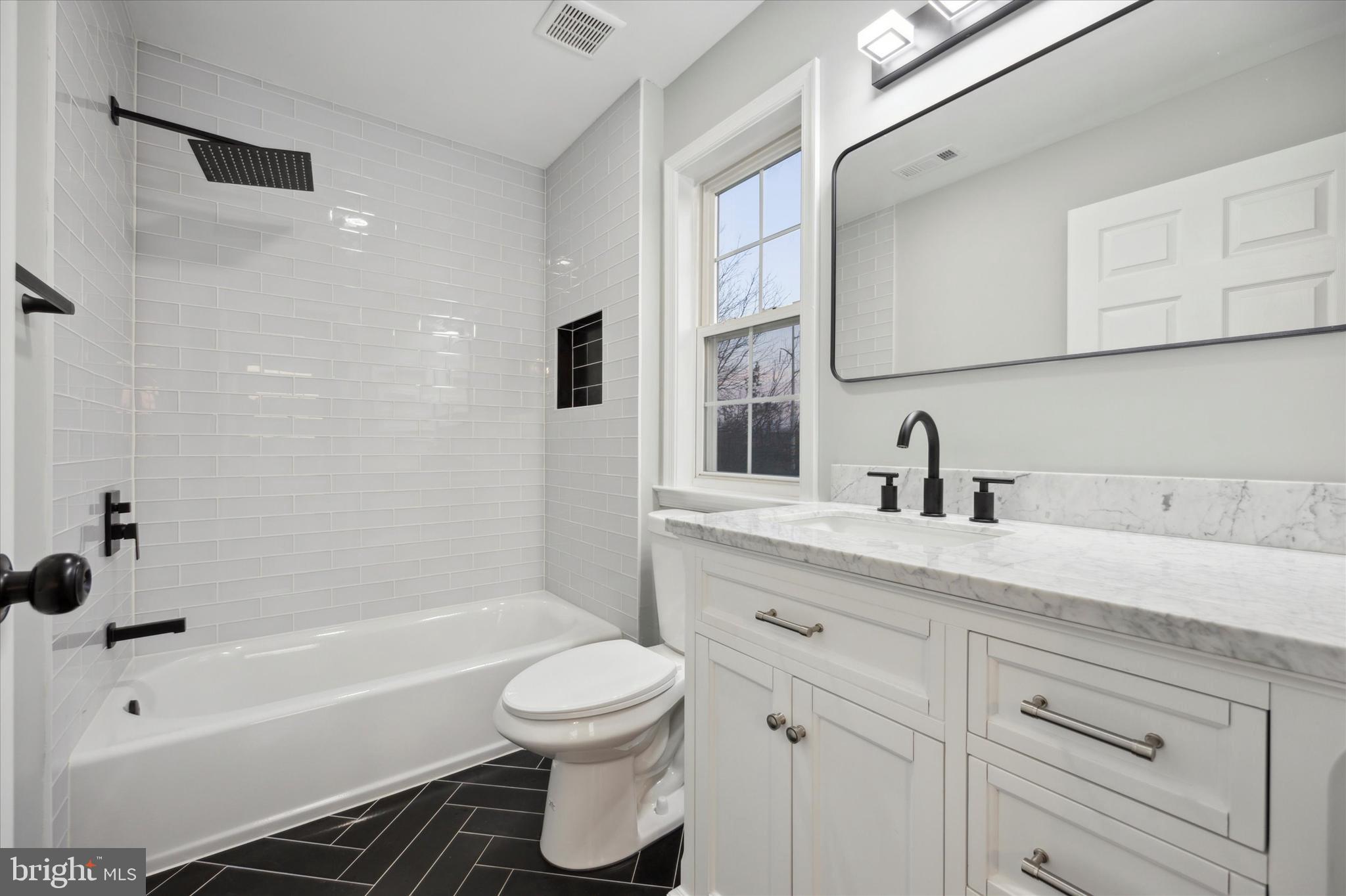 WAINWRIGHT AT WHIT - Residential