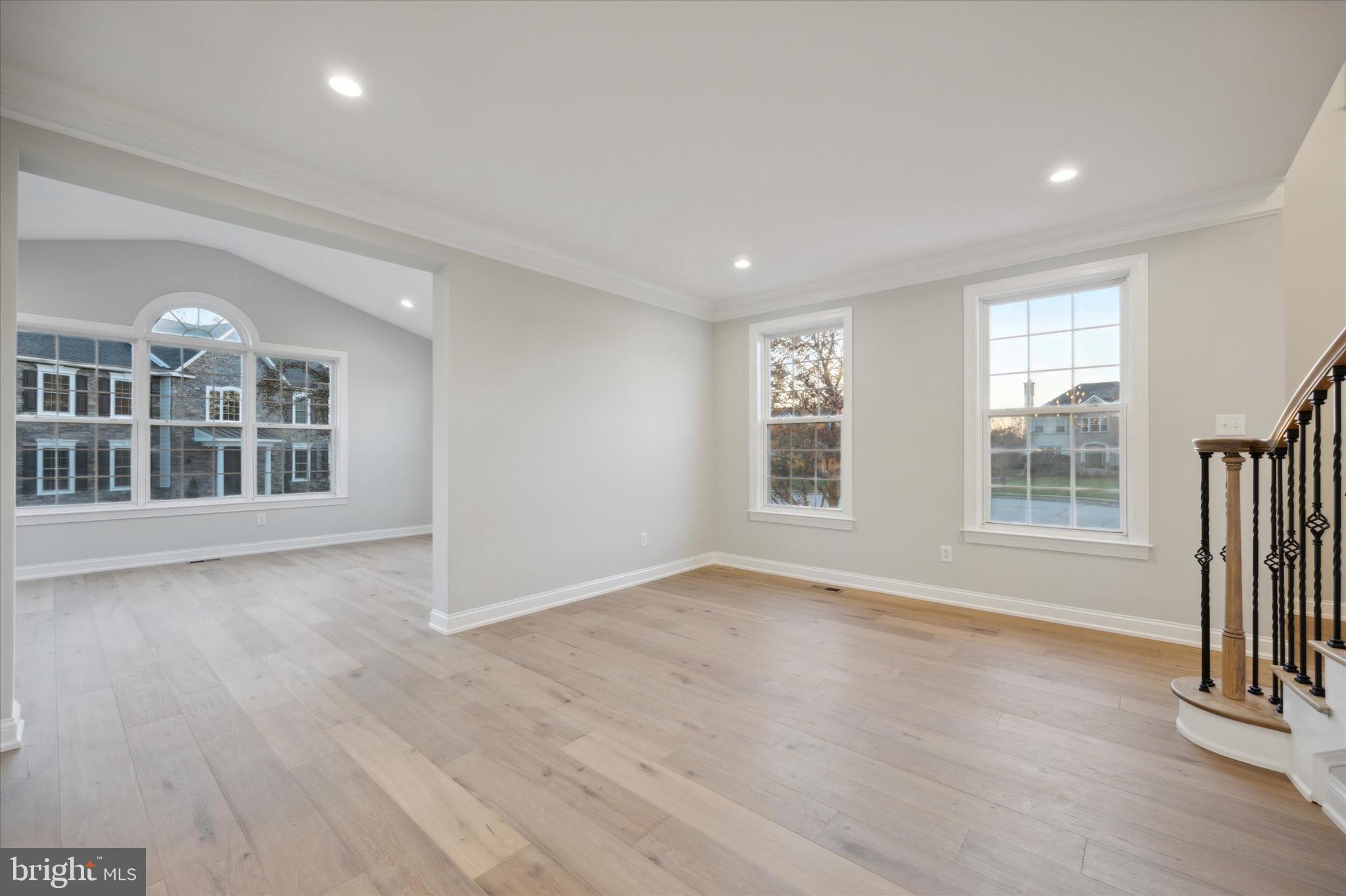 WAINWRIGHT AT WHIT - Residential