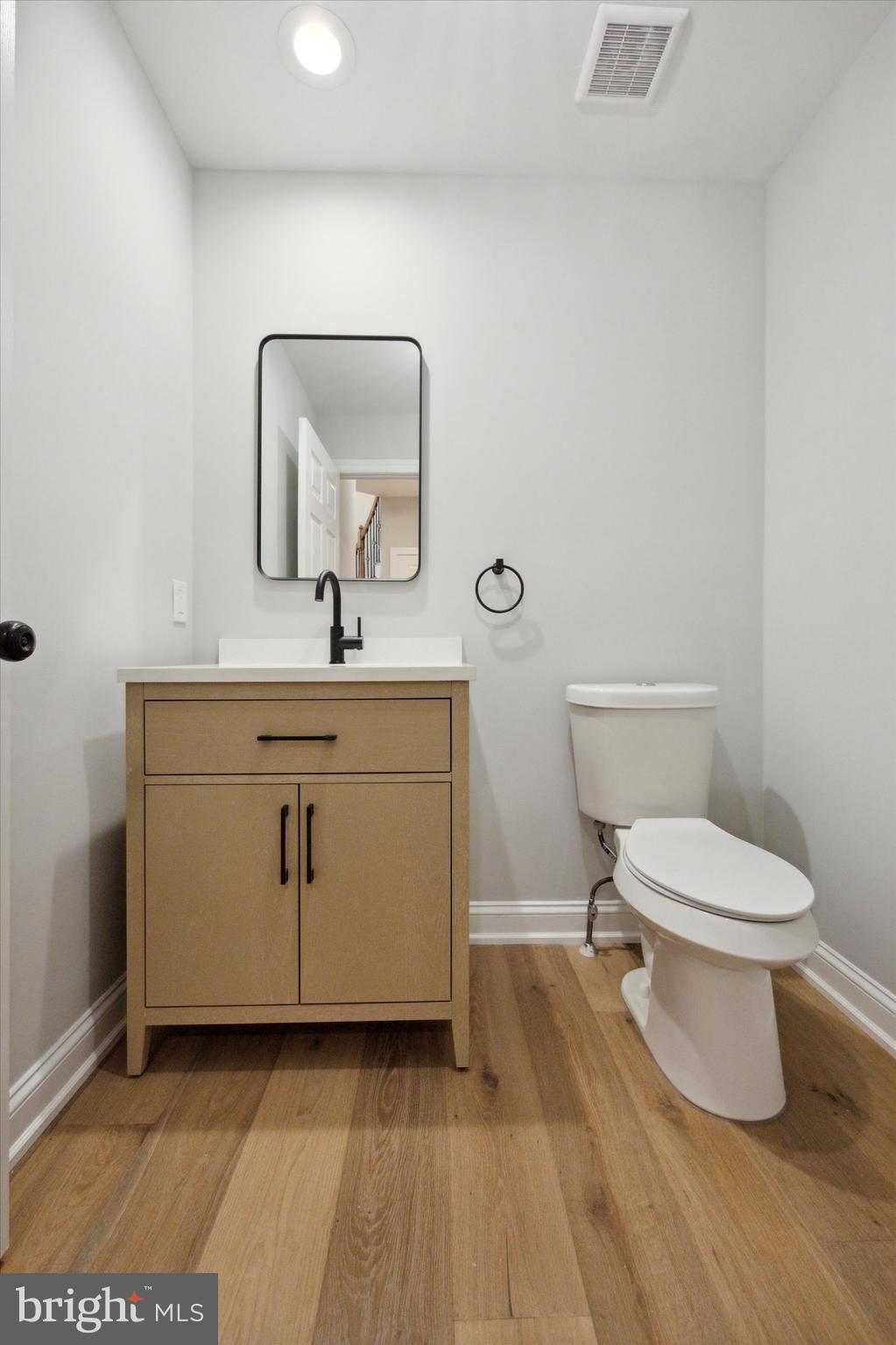 WAINWRIGHT AT WHIT - Residential