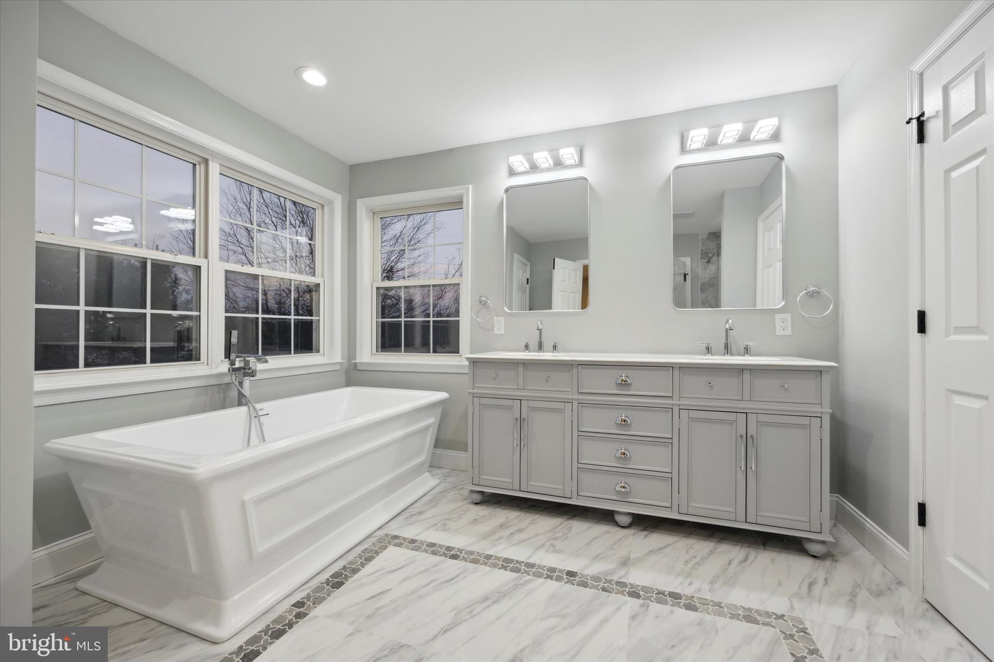 WAINWRIGHT AT WHIT - Residential