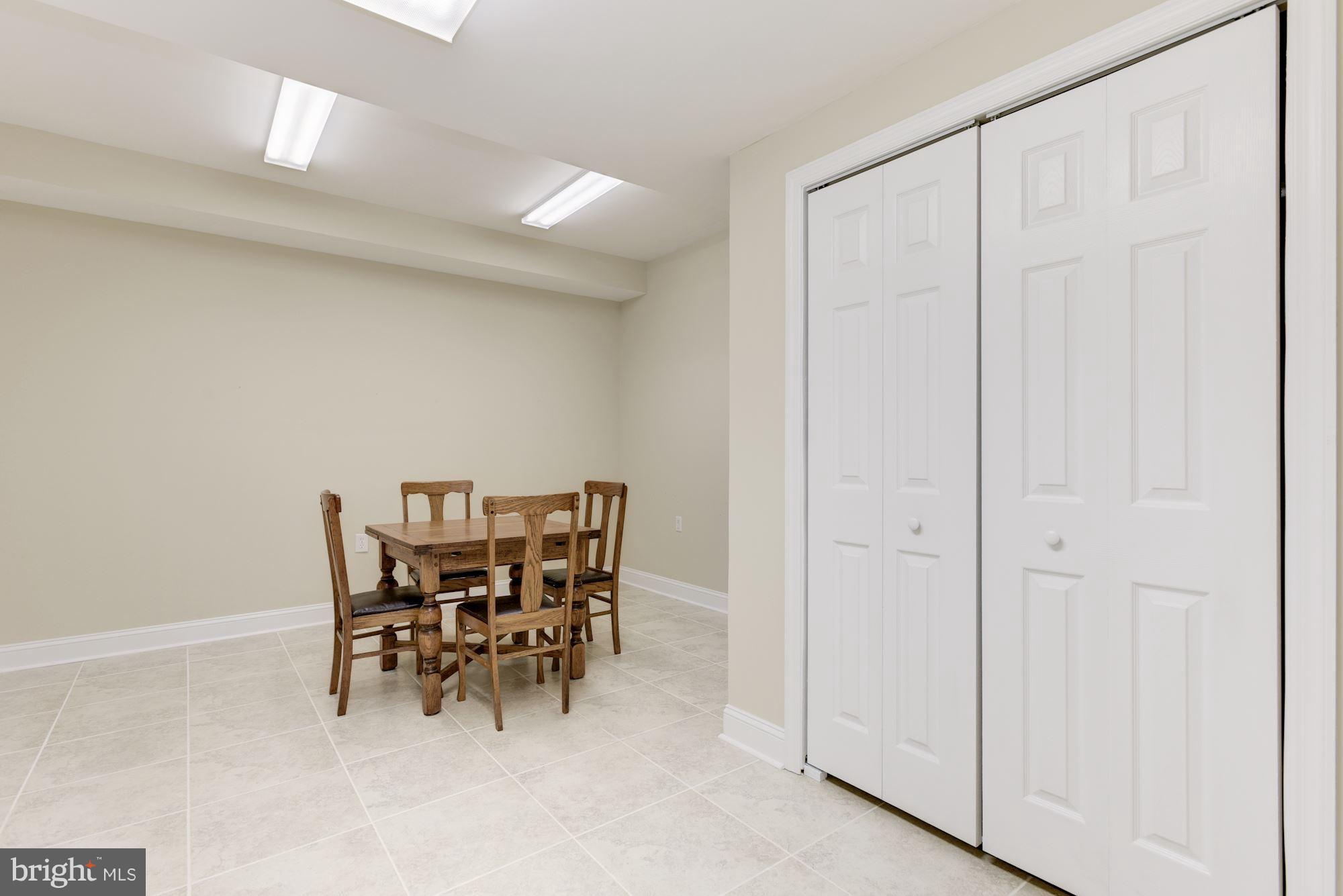 WEST BLAKELEY - Residential