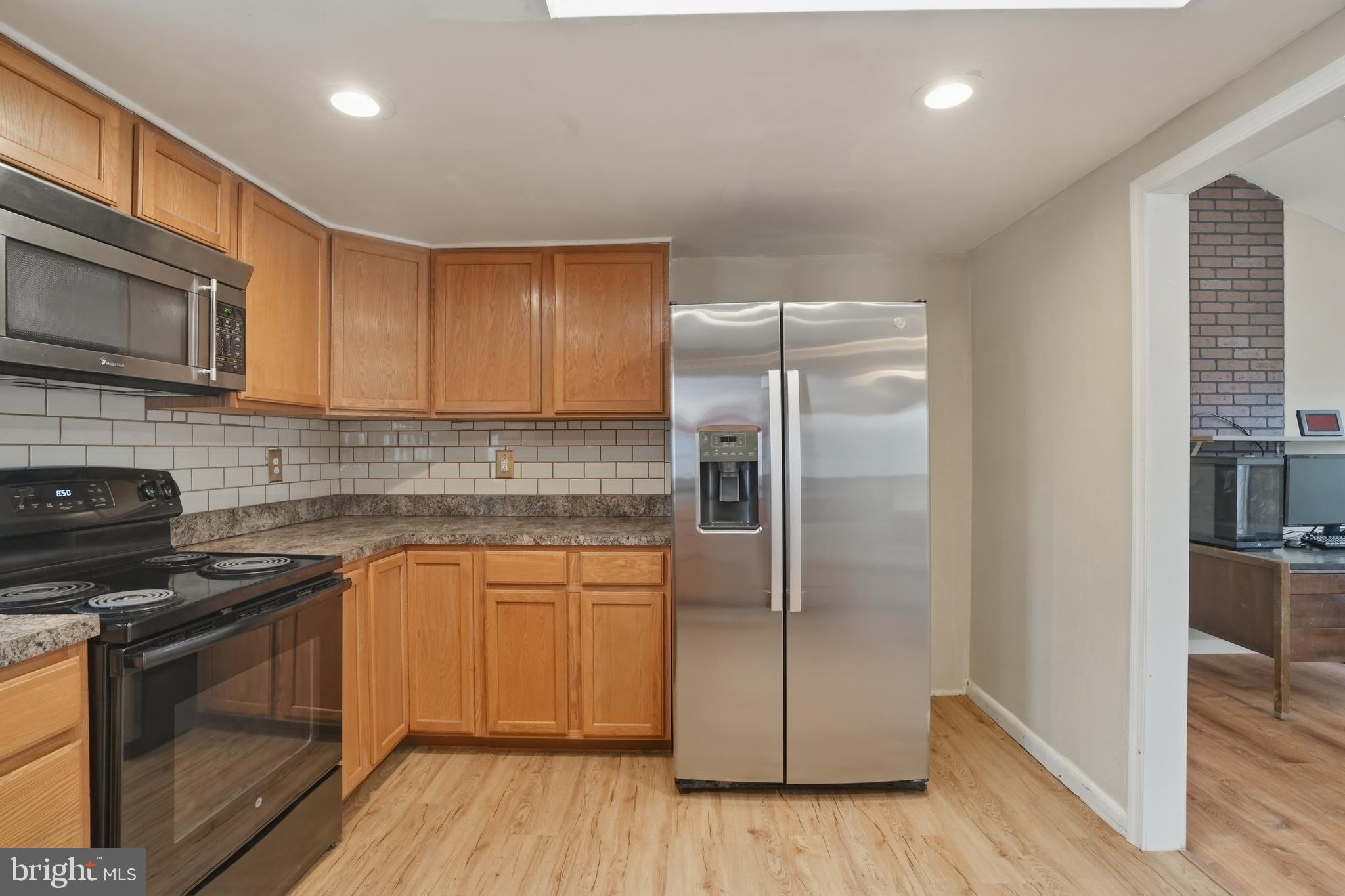 TWIN OAKS - Residential