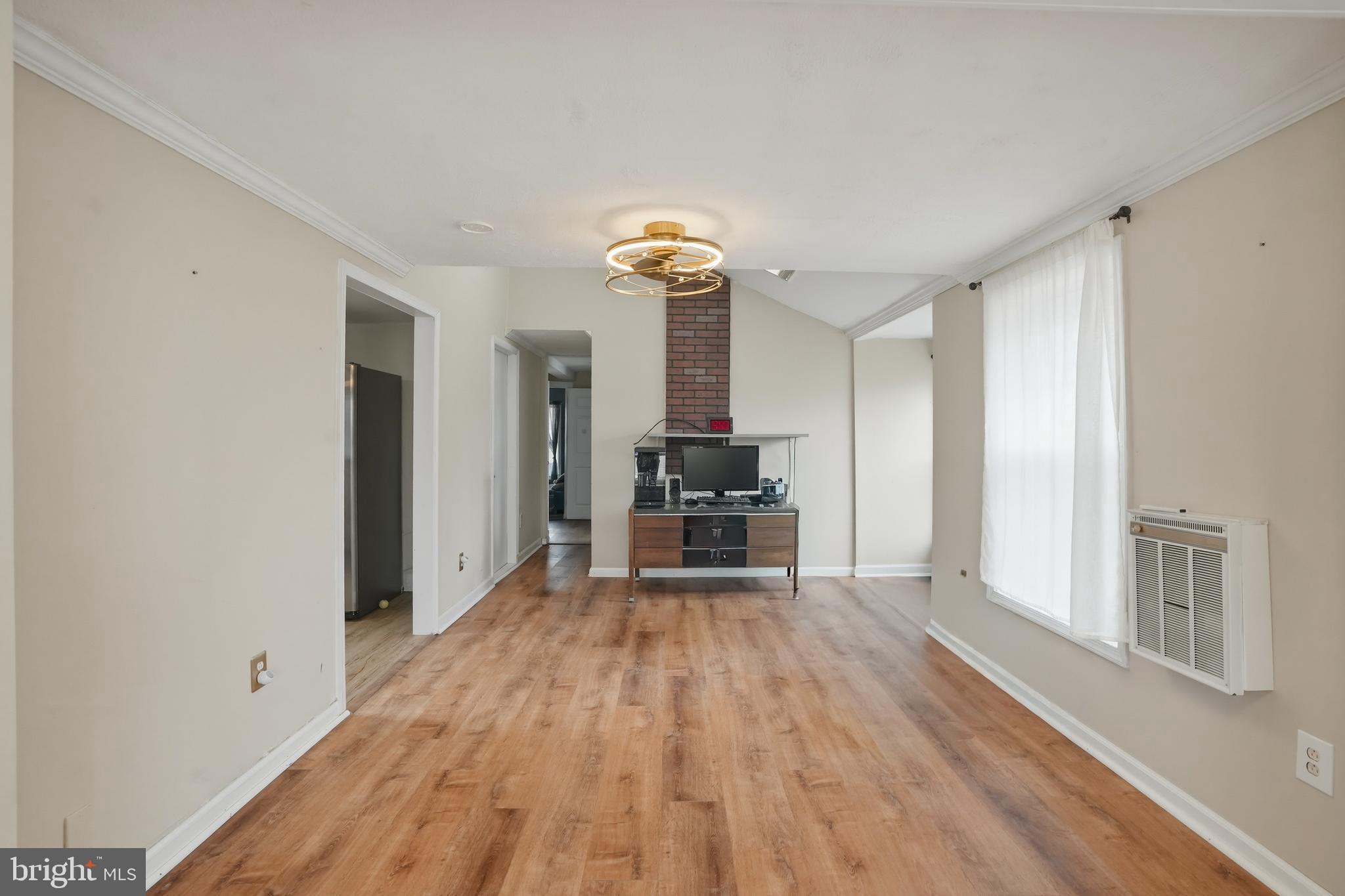 TWIN OAKS - Residential