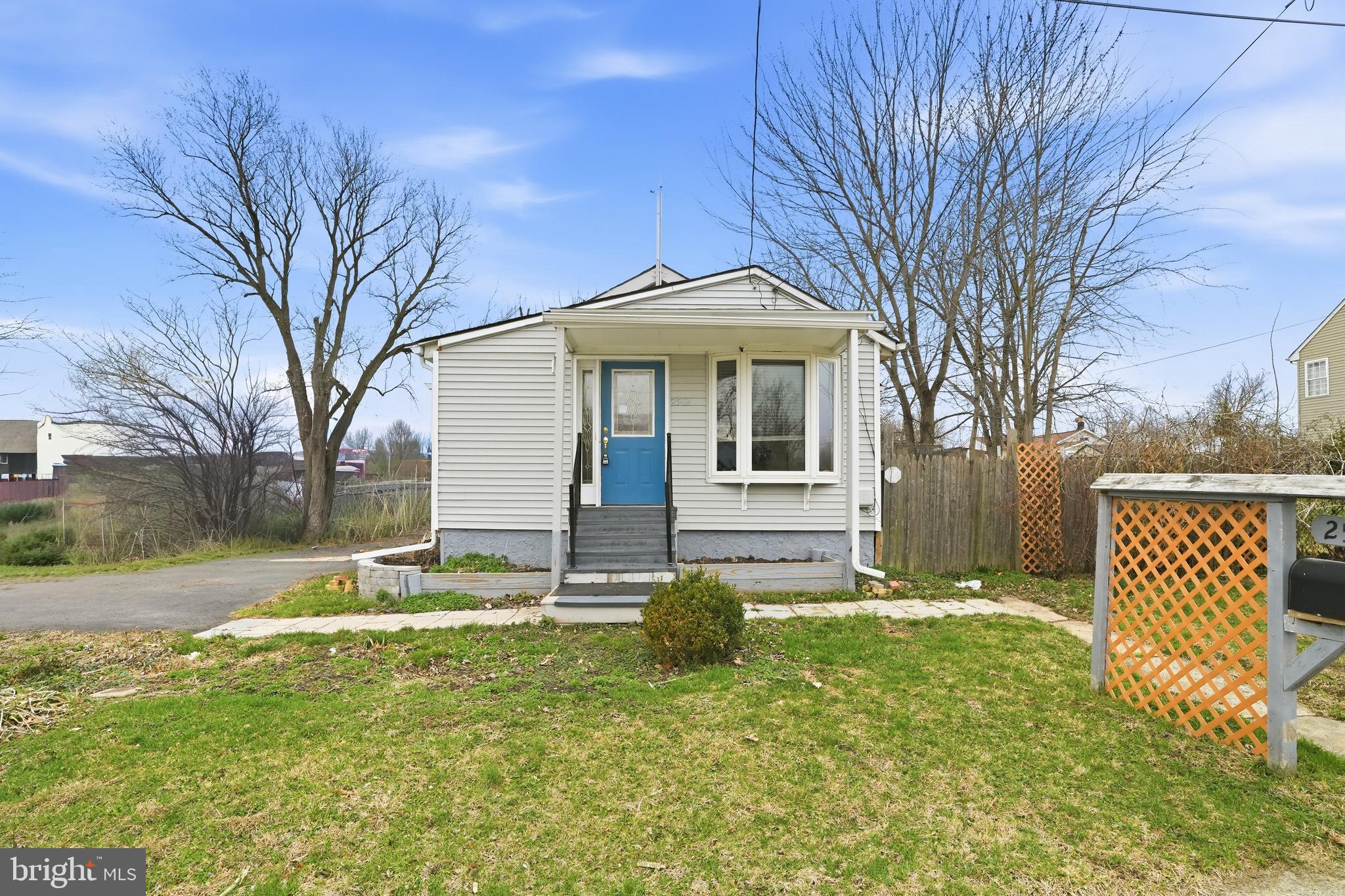 2502 WILLIAMS AVENUE