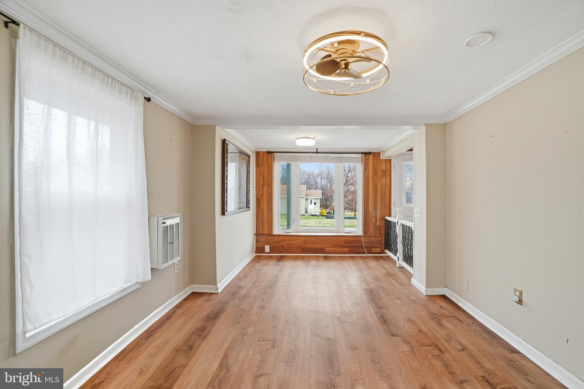 TWIN OAKS - Residential