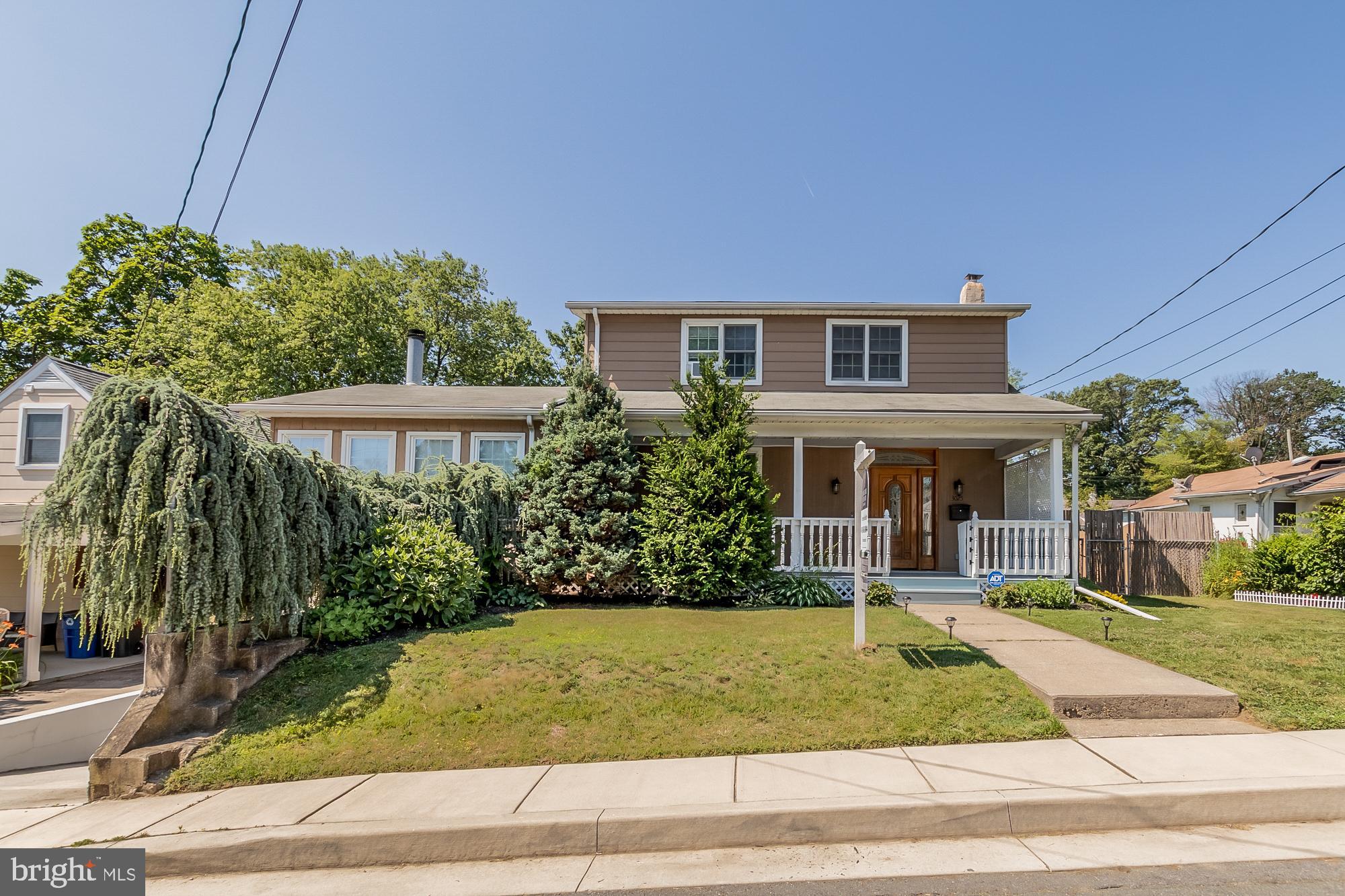 CALIFORNIA GROVE - Residential