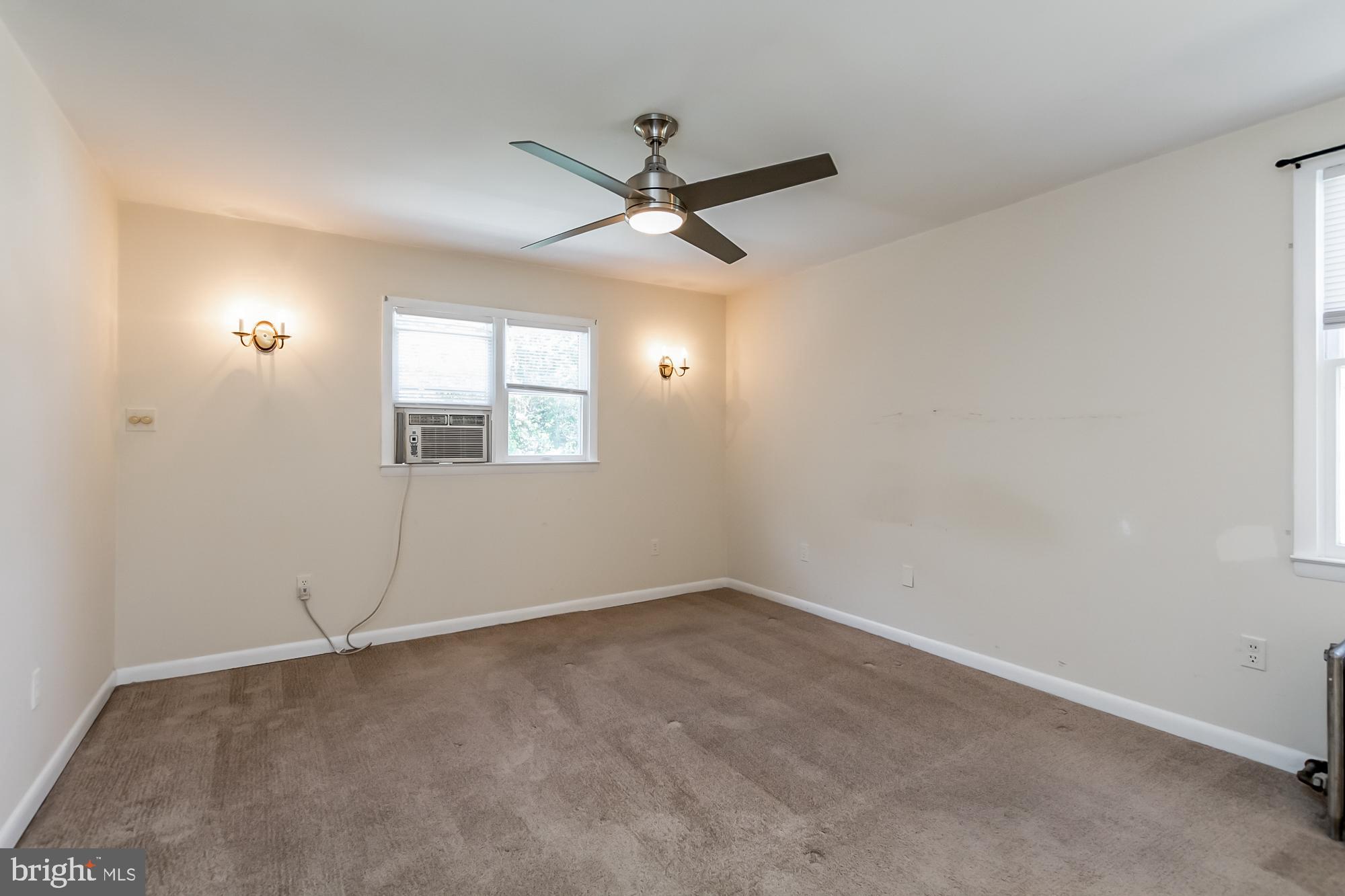 CALIFORNIA GROVE - Residential