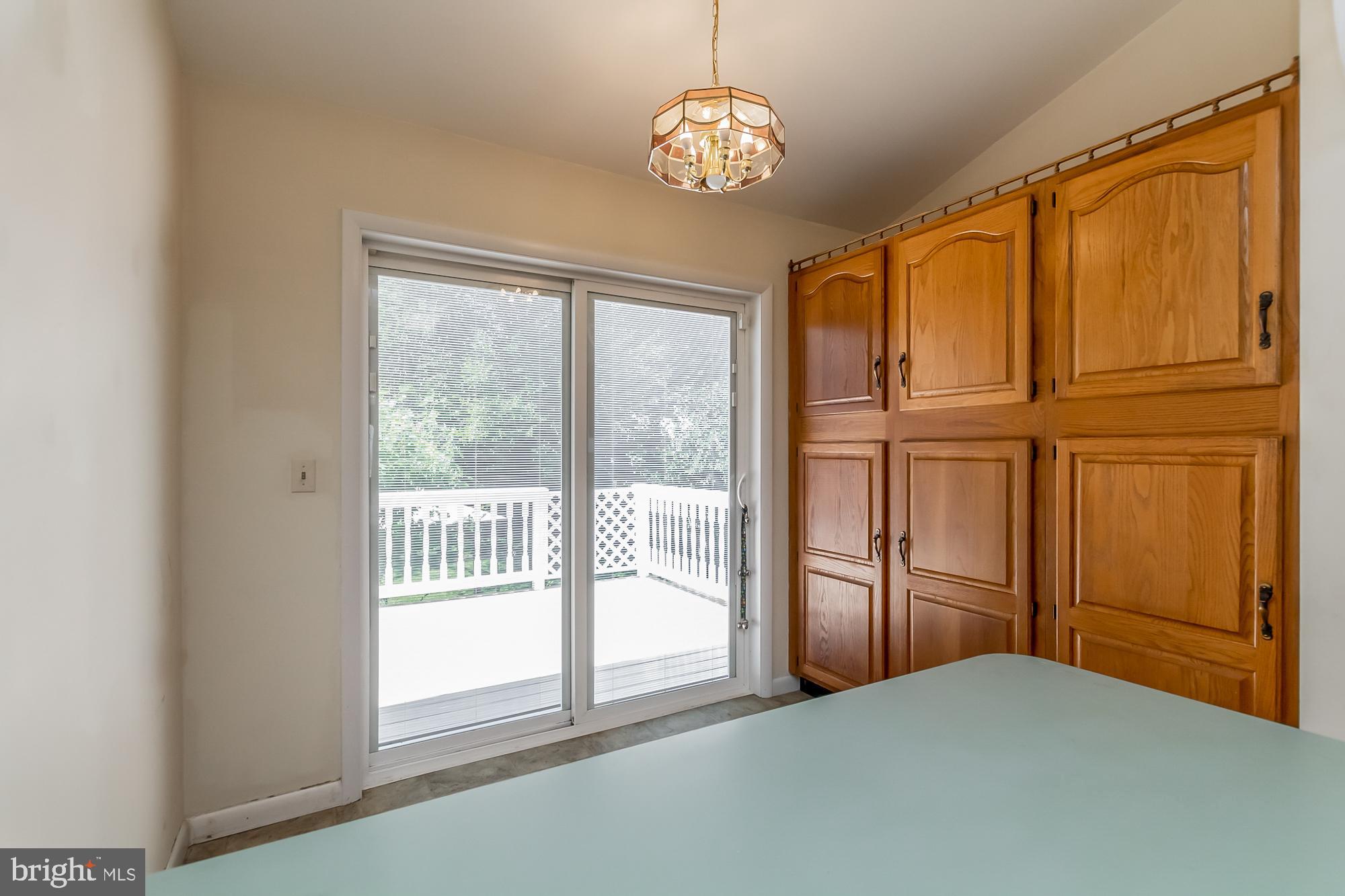 CALIFORNIA GROVE - Residential