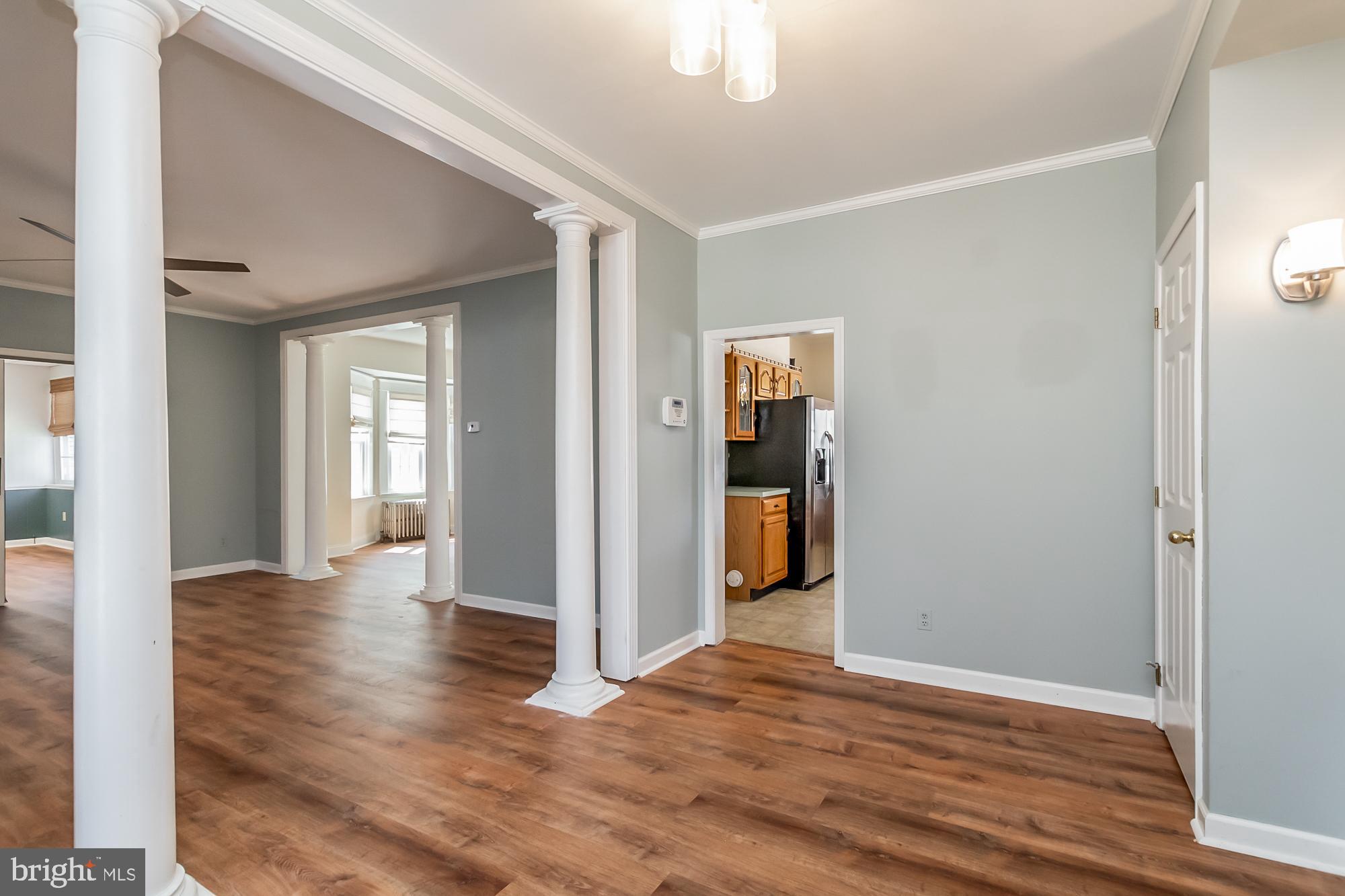 CALIFORNIA GROVE - Residential