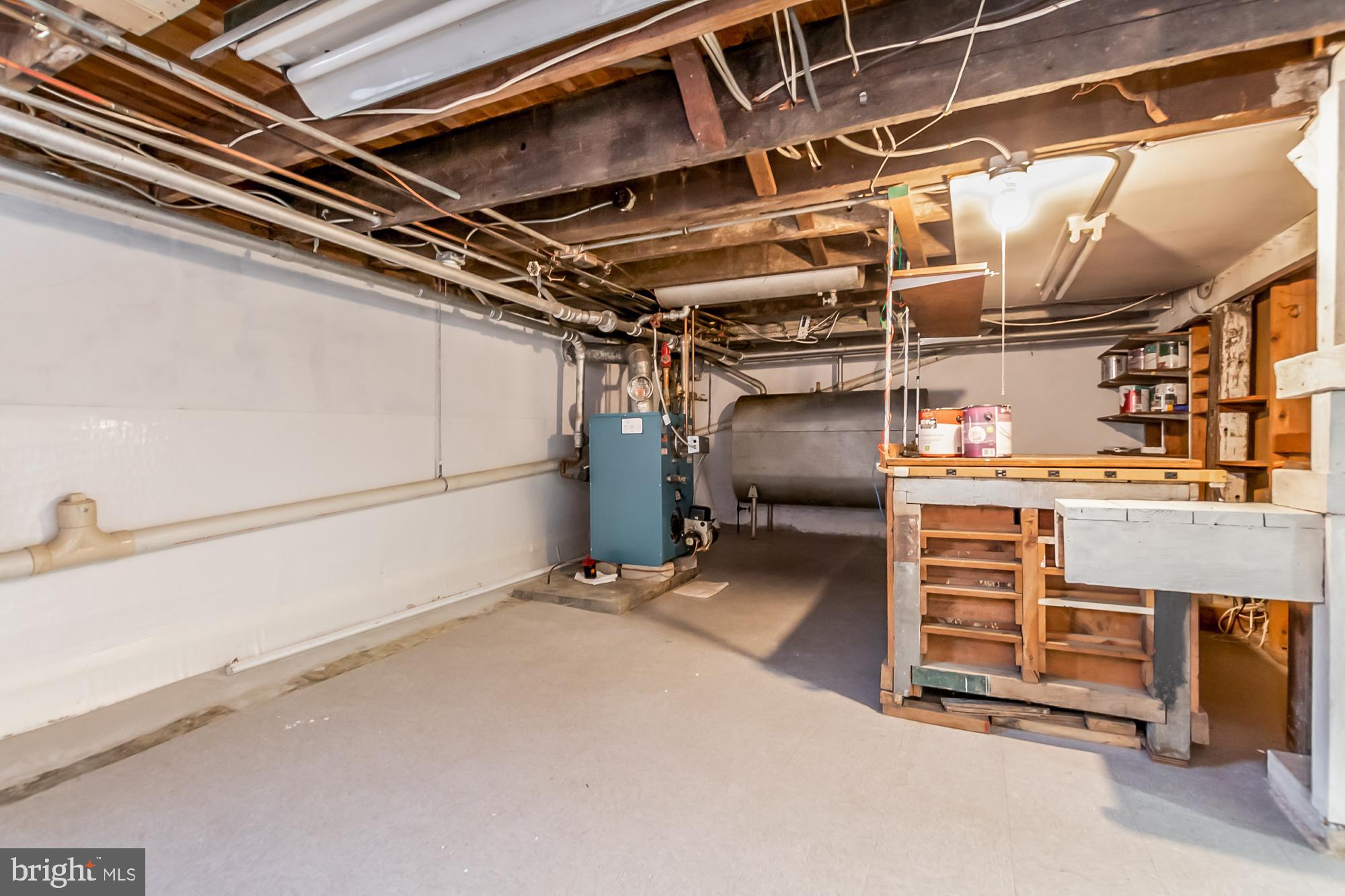 CALIFORNIA GROVE - Residential