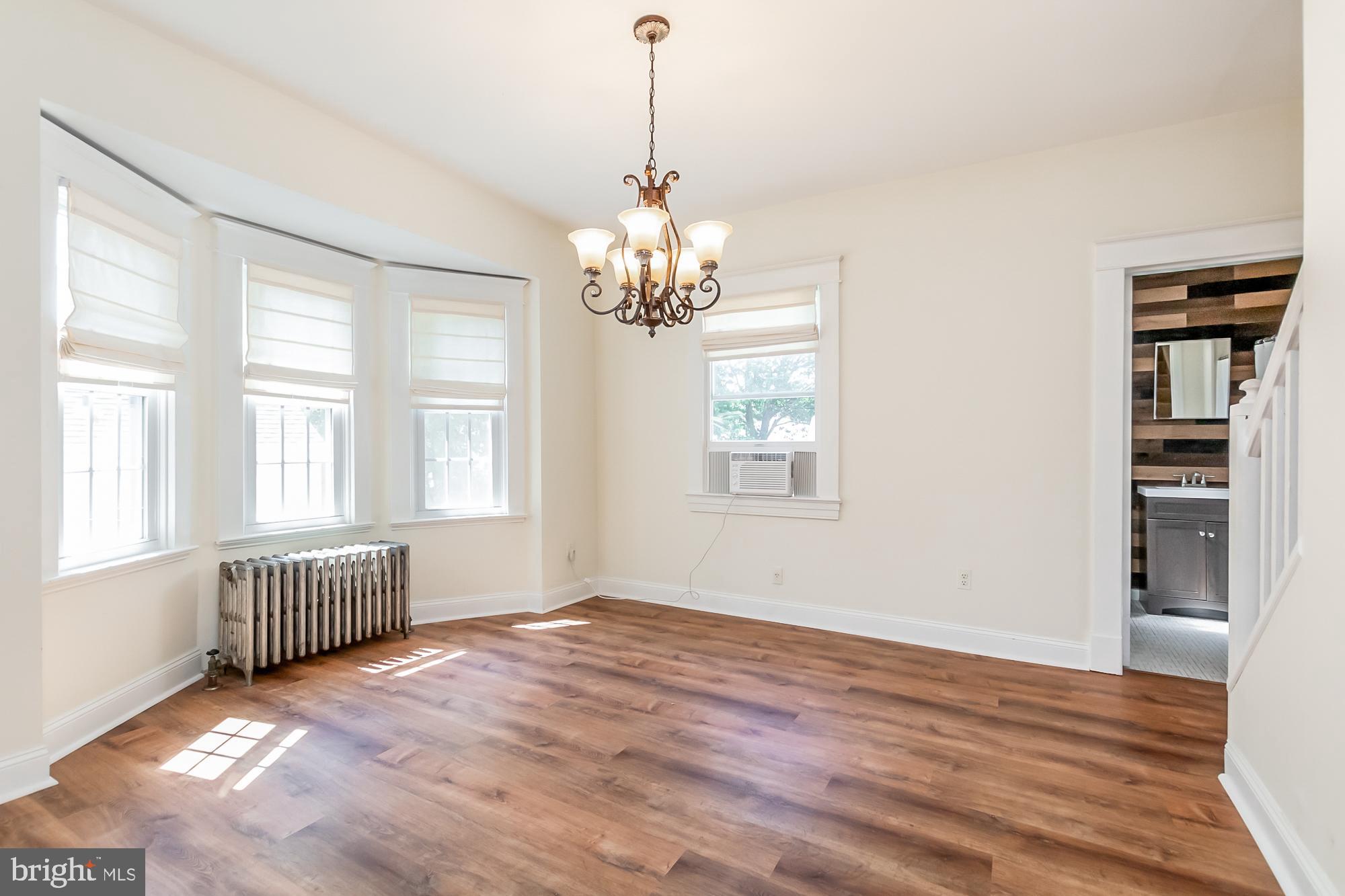 CALIFORNIA GROVE - Residential