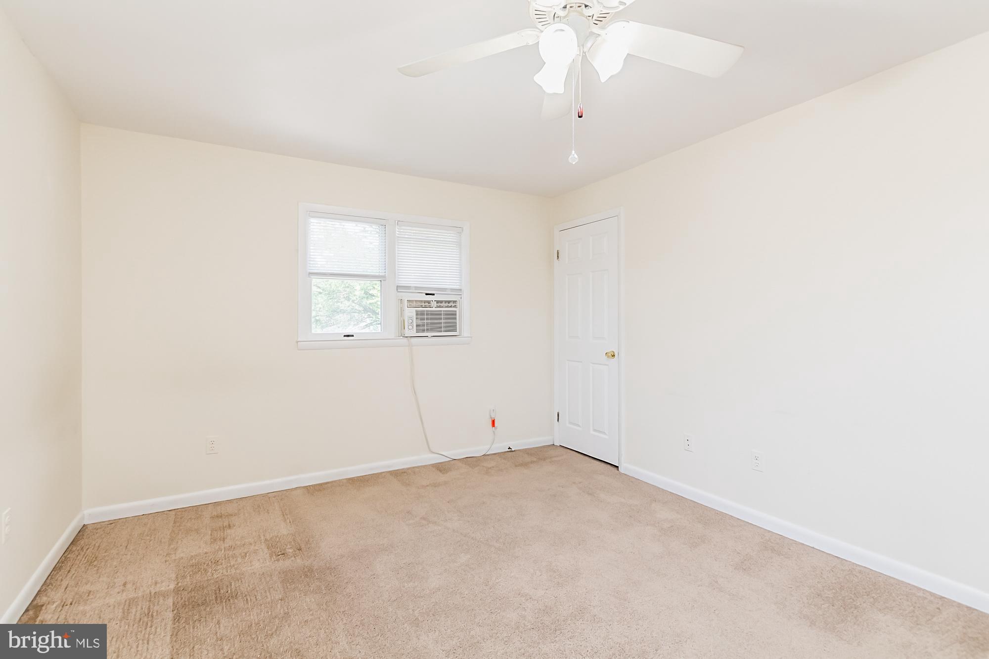 CALIFORNIA GROVE - Residential