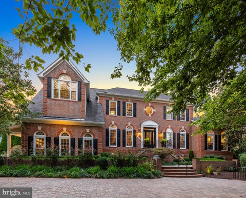 Photo of 1236 Tottenham Court, RESTON, VA 20194 (MLS # VAFX2340816)