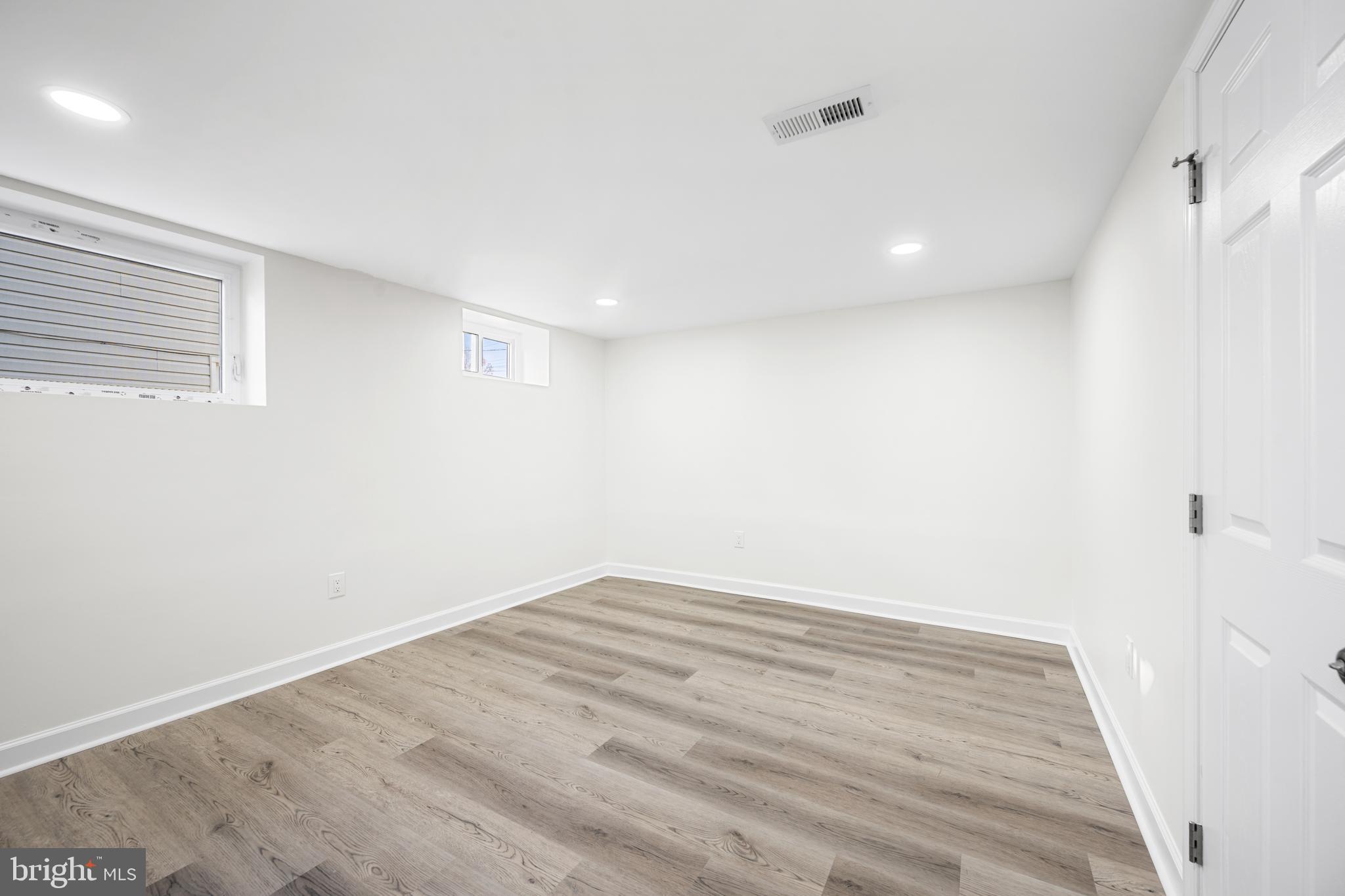 MILFORD MILL - Residential