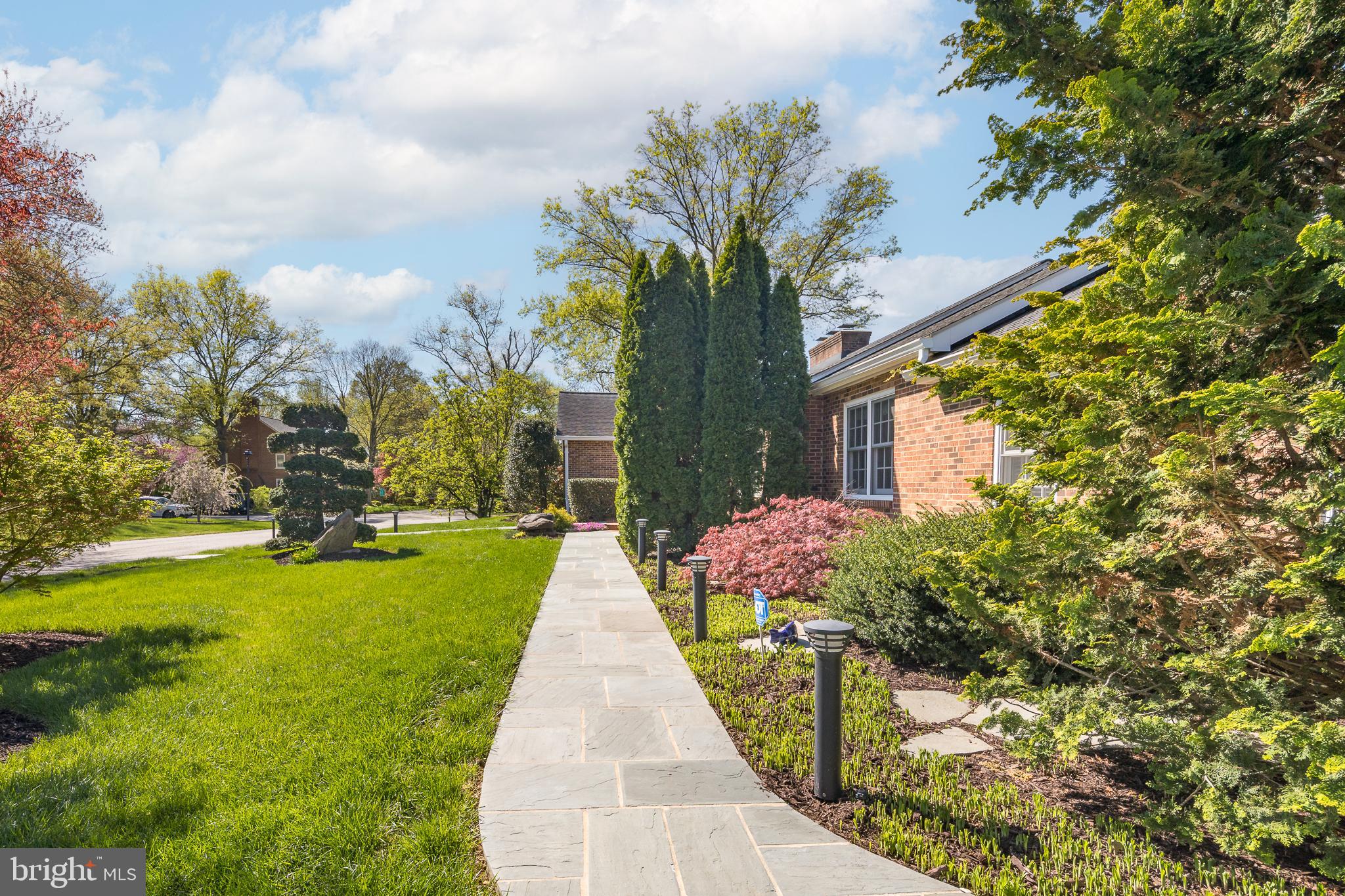 9352 MOUNT VERNON CIRCLE