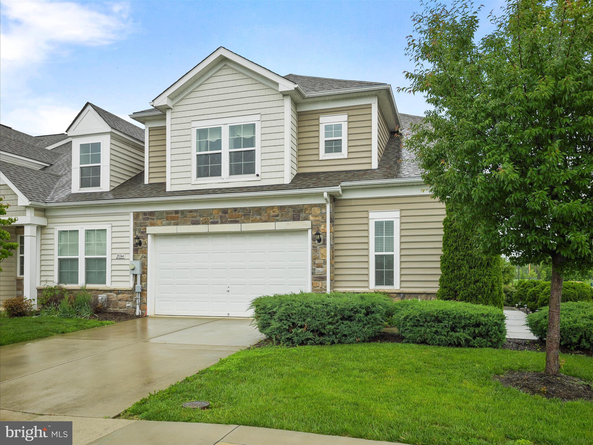 ROSEWOOD VILLAGE - Residential