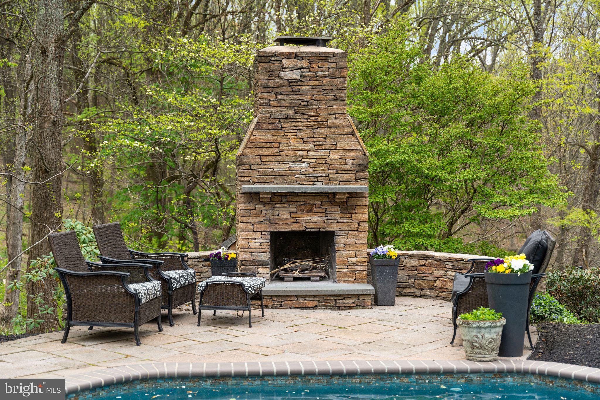 GOVERNORS RUN - Residential