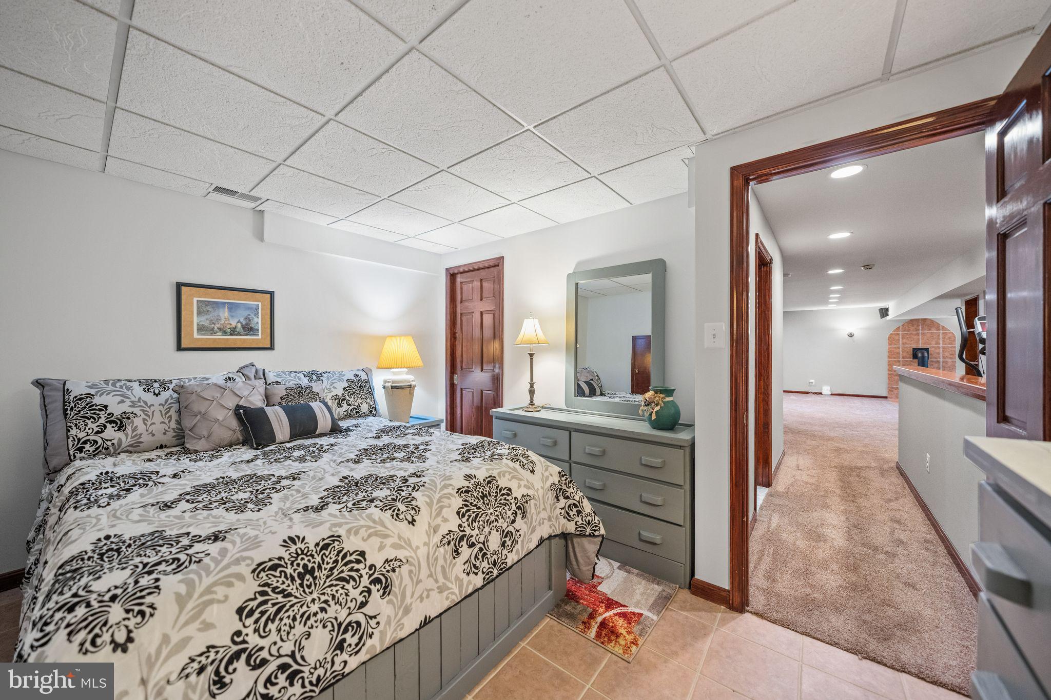 GOVERNORS RUN - Residential