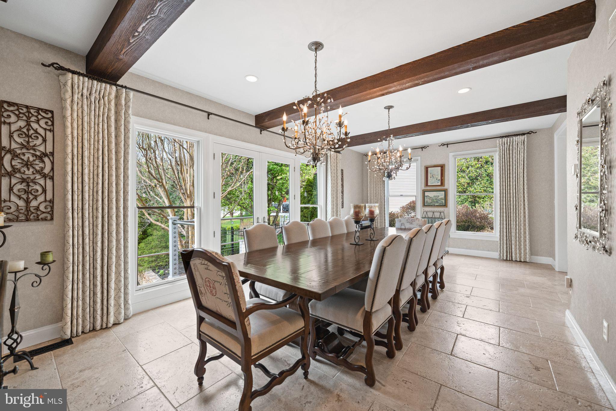 GOVERNORS RUN - Residential