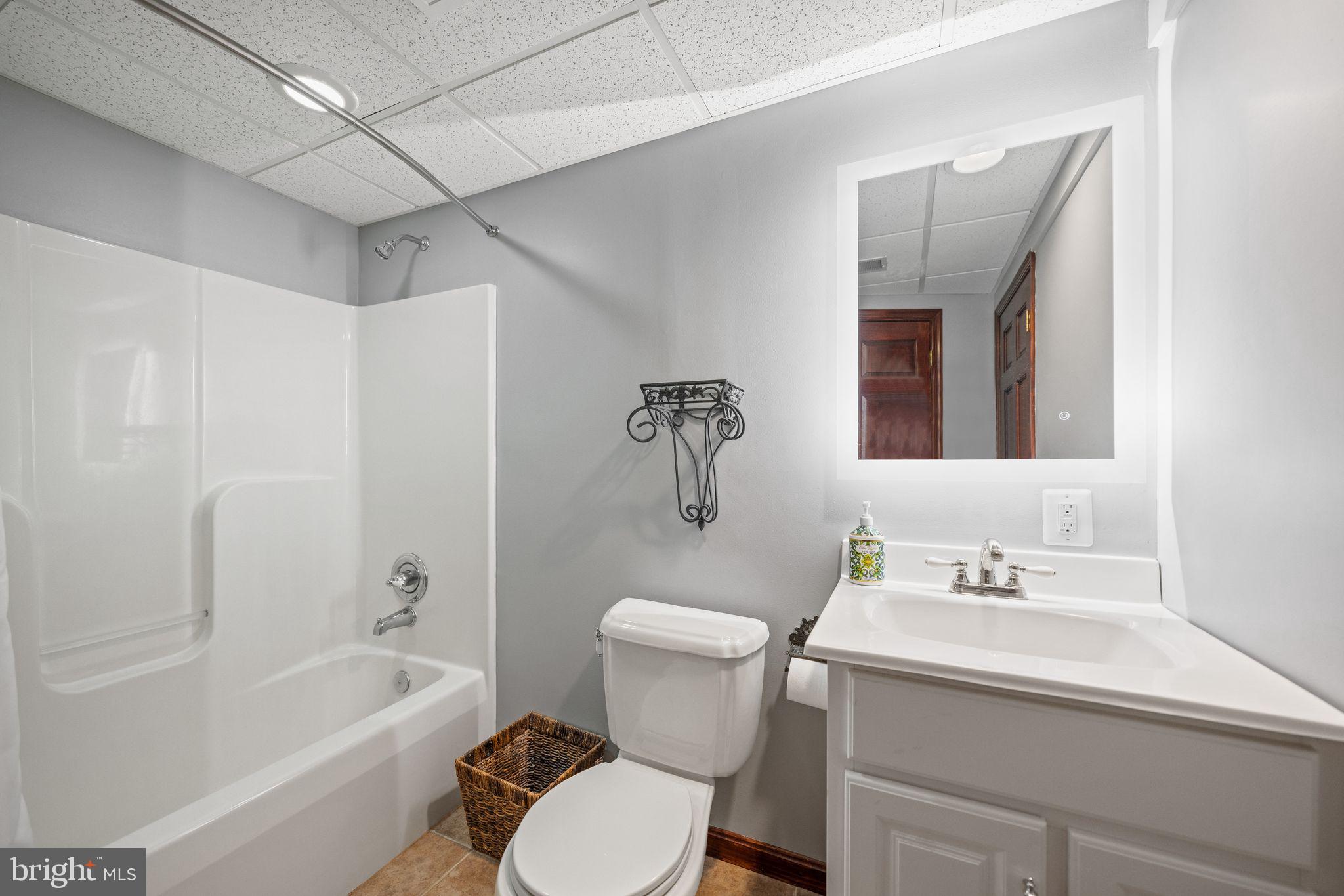 GOVERNORS RUN - Residential