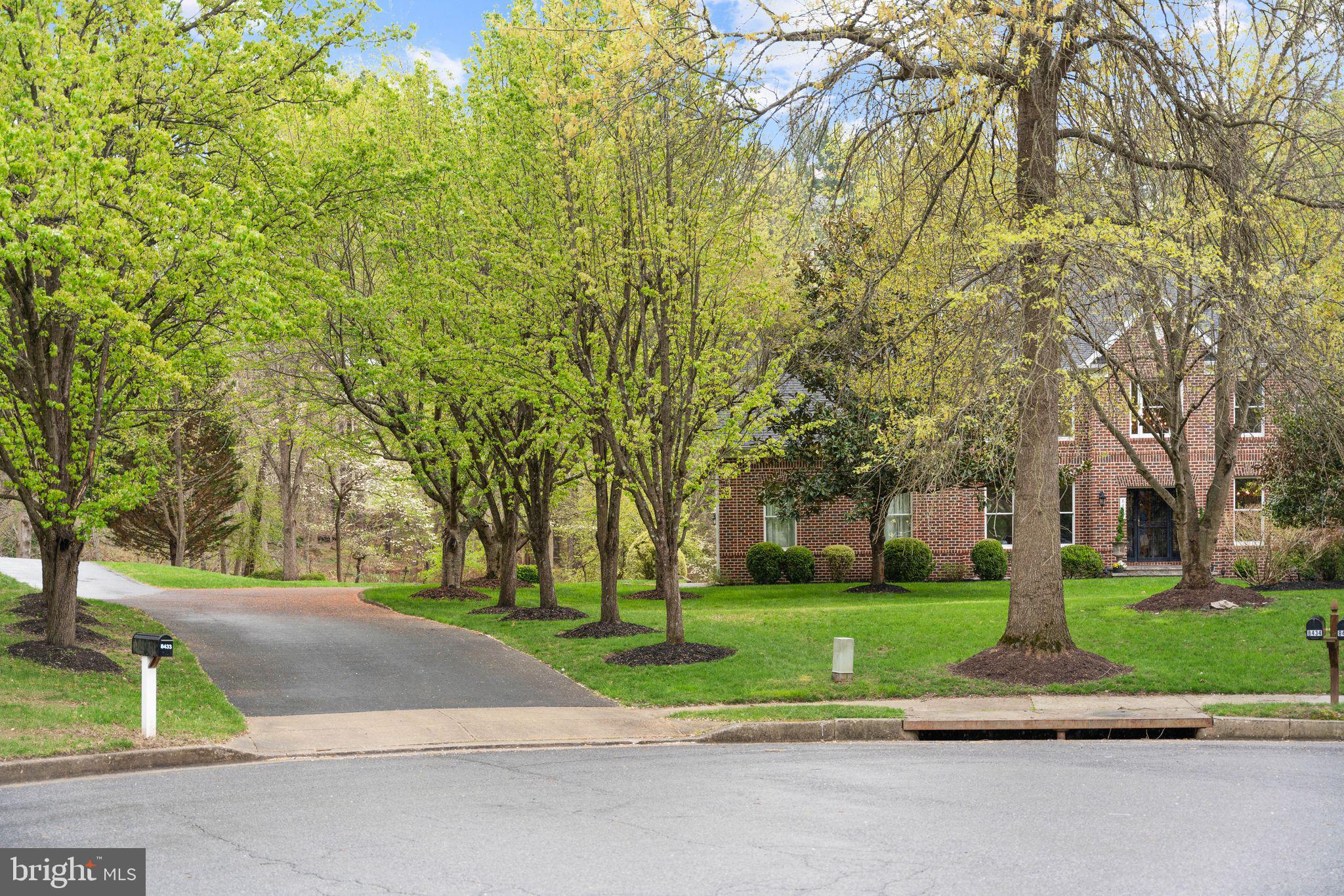 GOVERNORS RUN - Residential