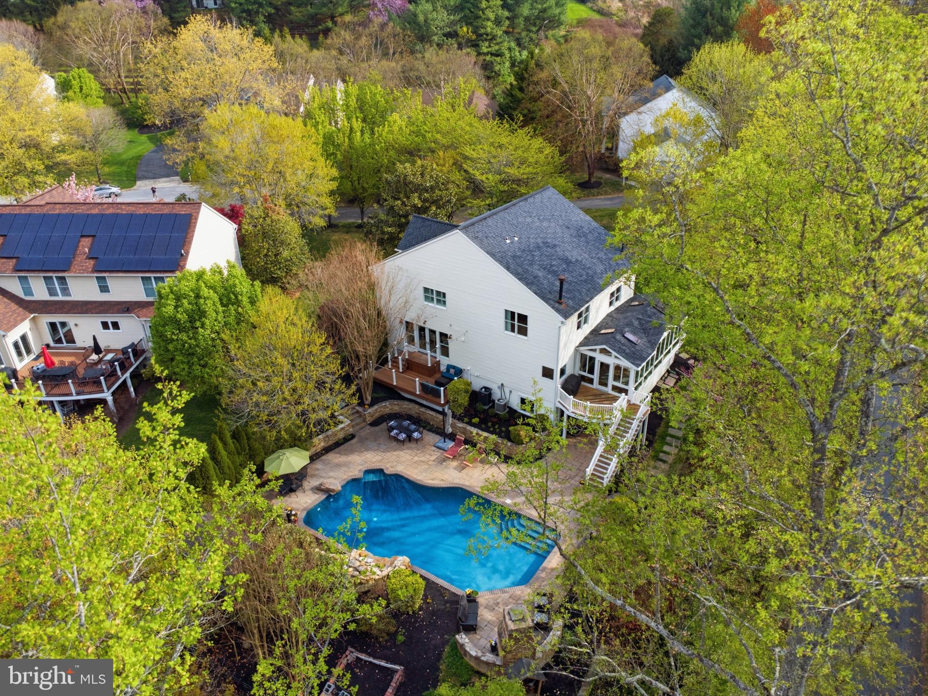 GOVERNORS RUN - Residential